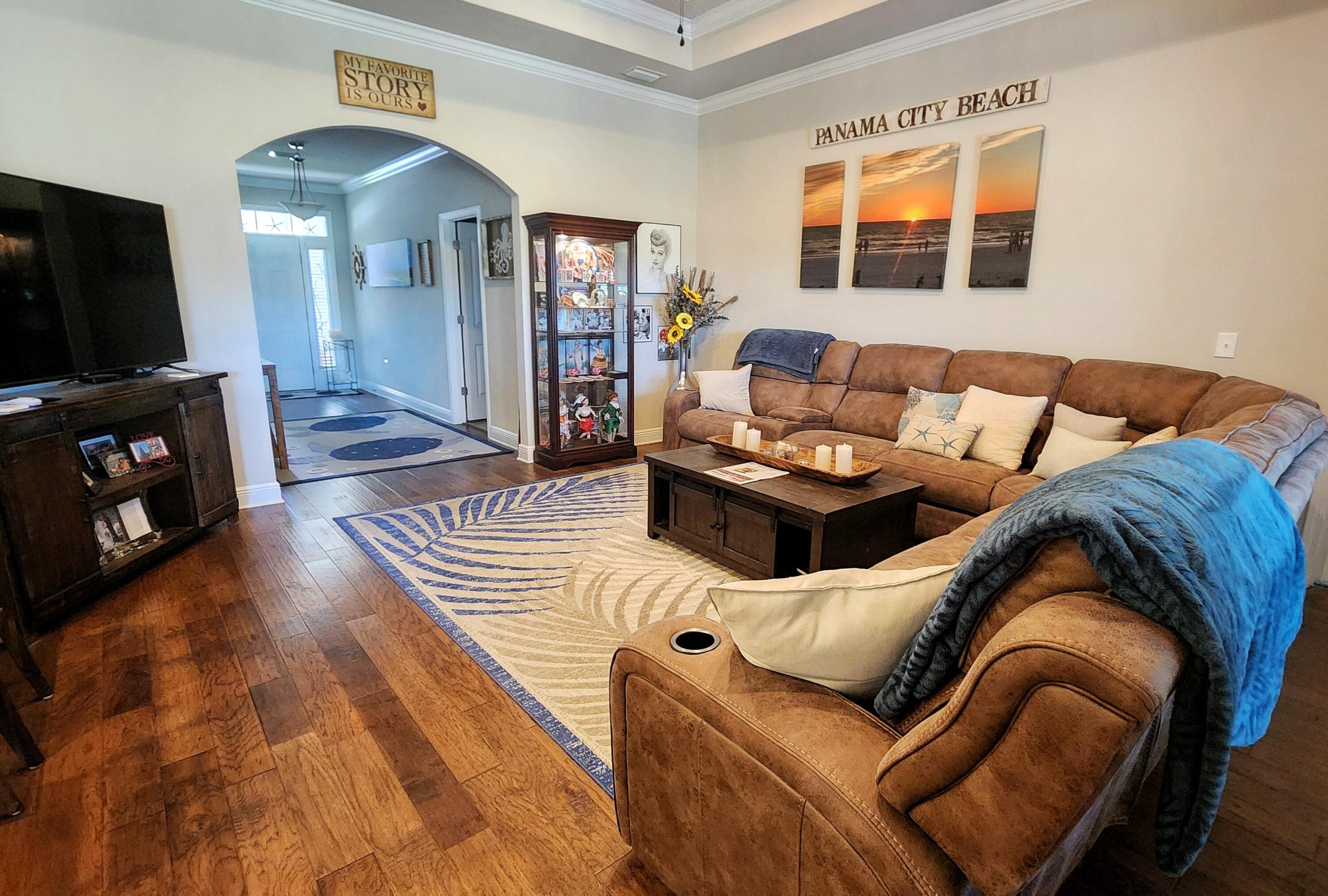 HAMMOCK BAY - Residential