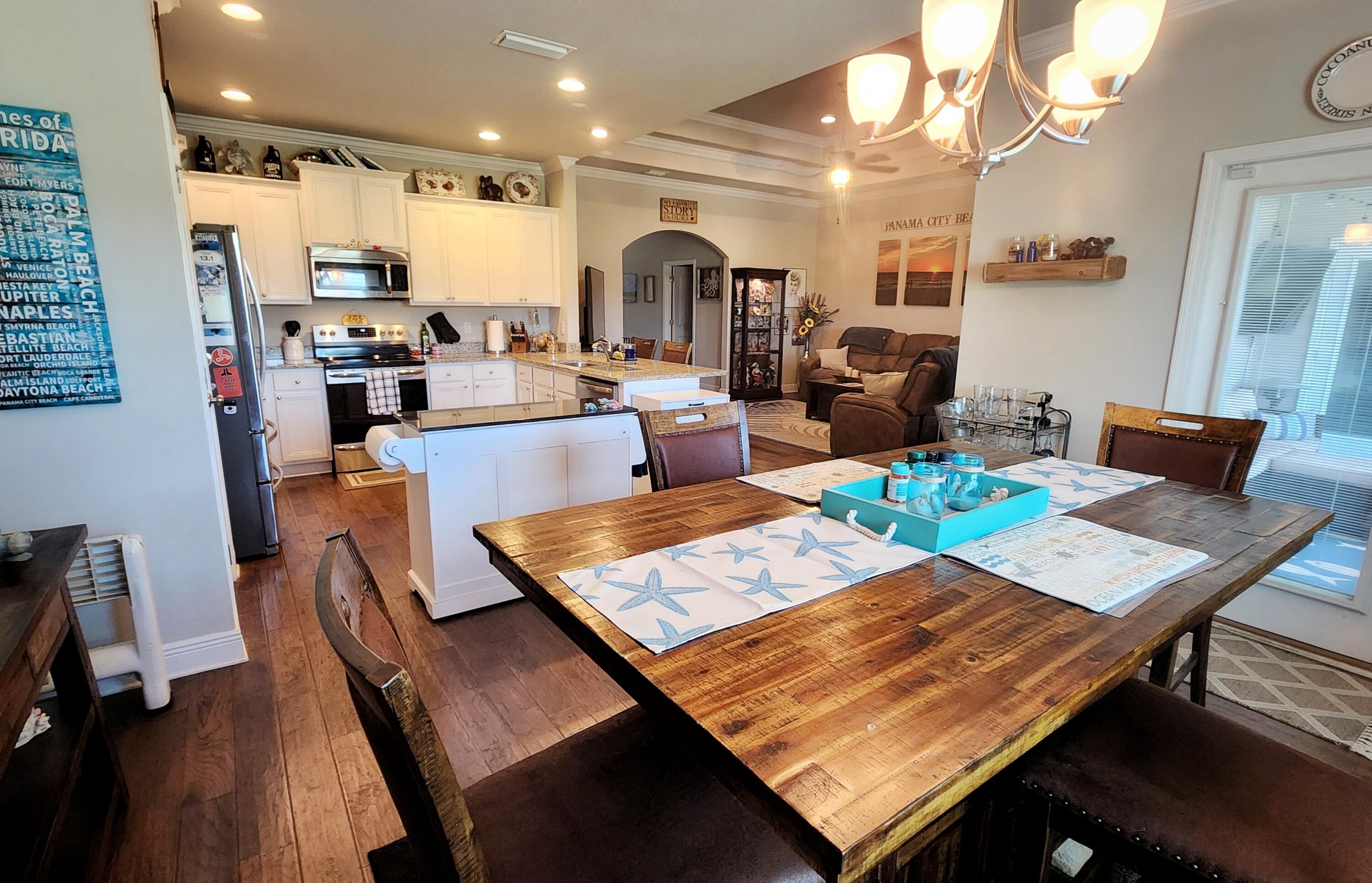 HAMMOCK BAY - Residential