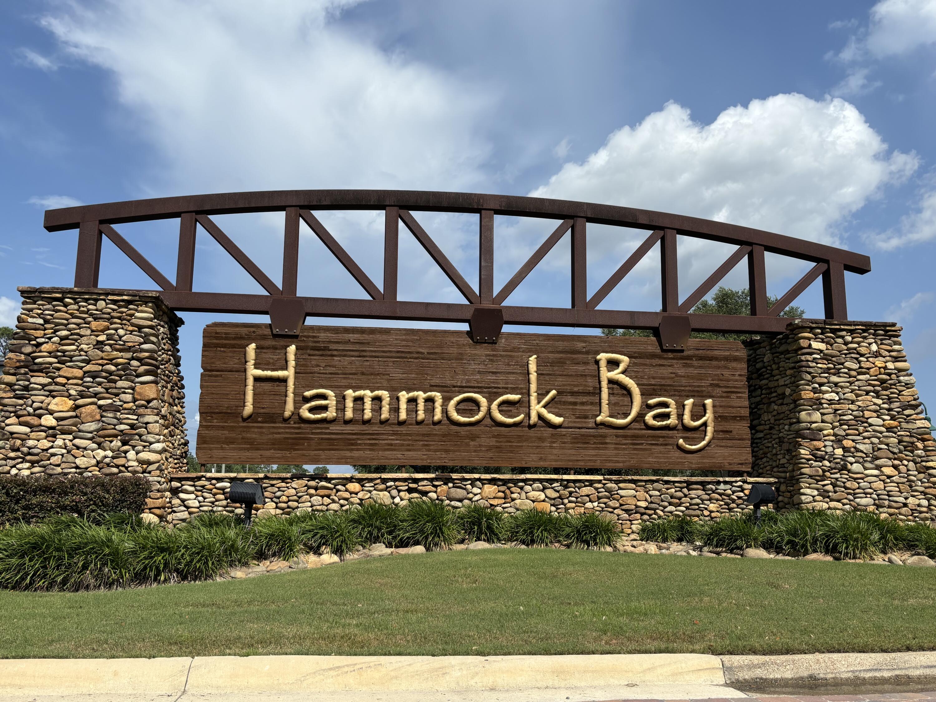 HAMMOCK BAY - Residential