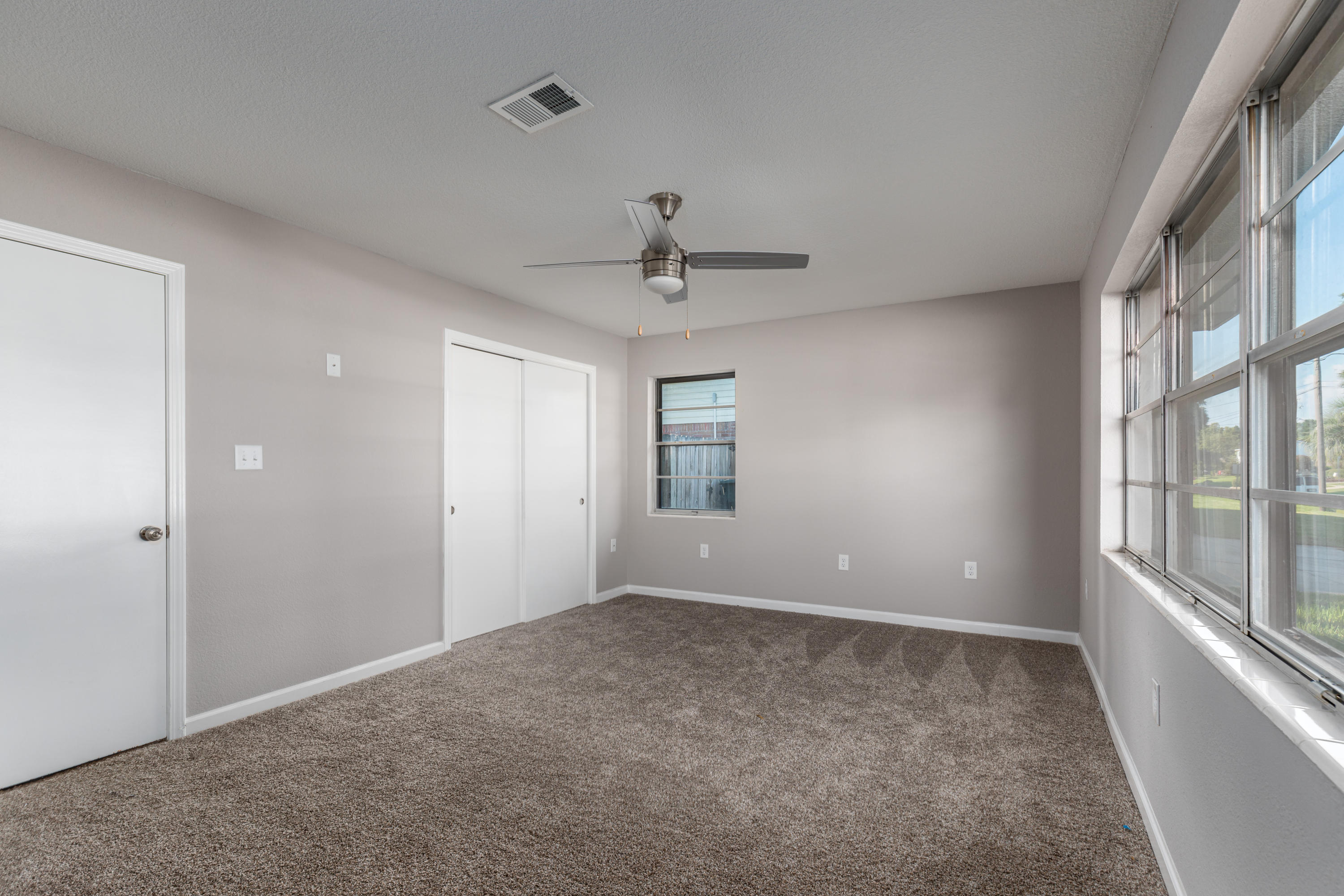 COUNTRY CLUB ESTATES 1ST ADDN - Residential