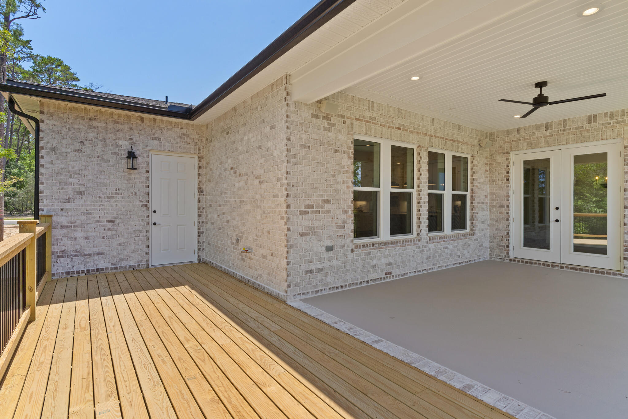 Deer Moss Creek - Residential