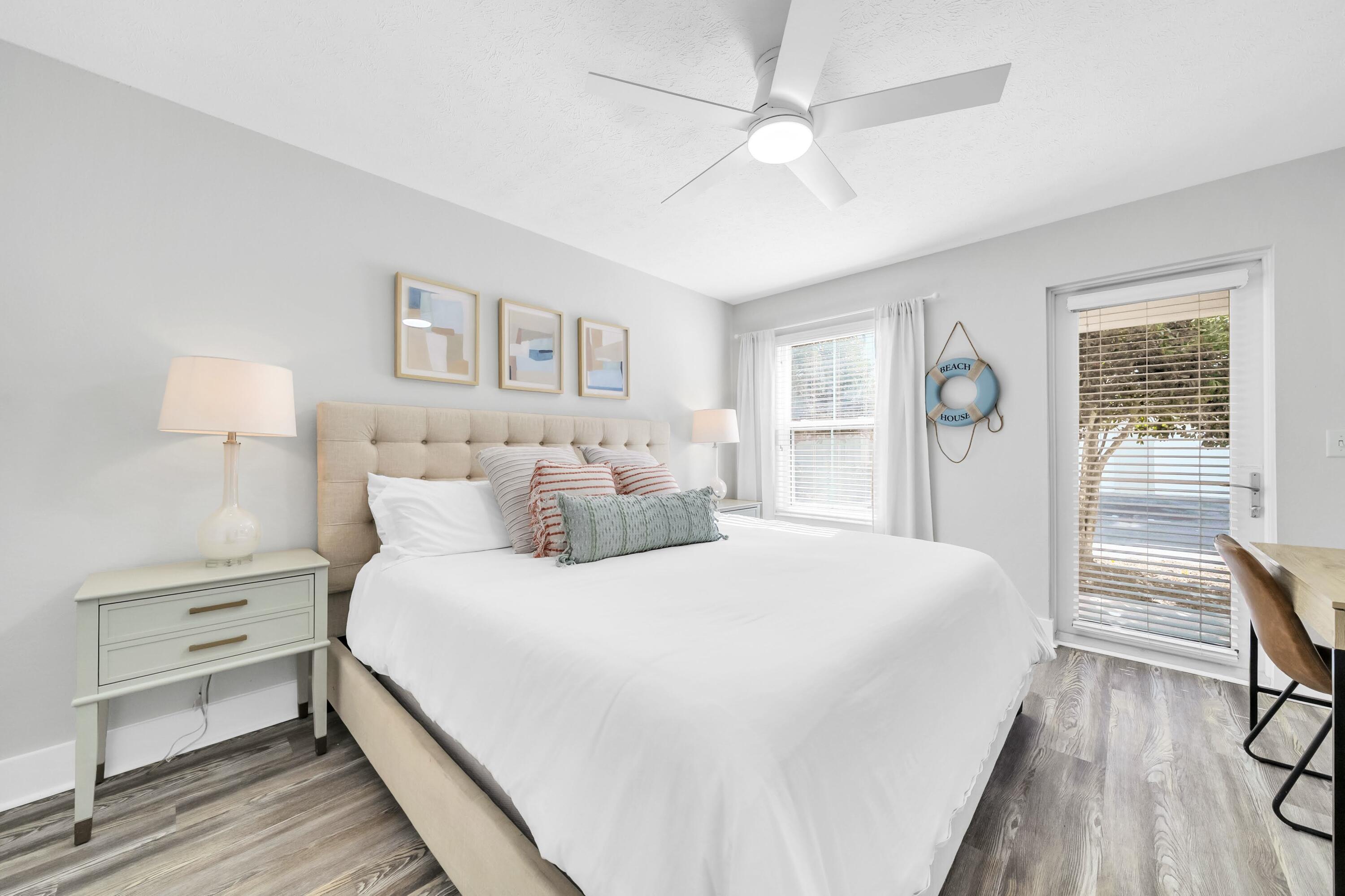 CASA DEL MAR - Residential