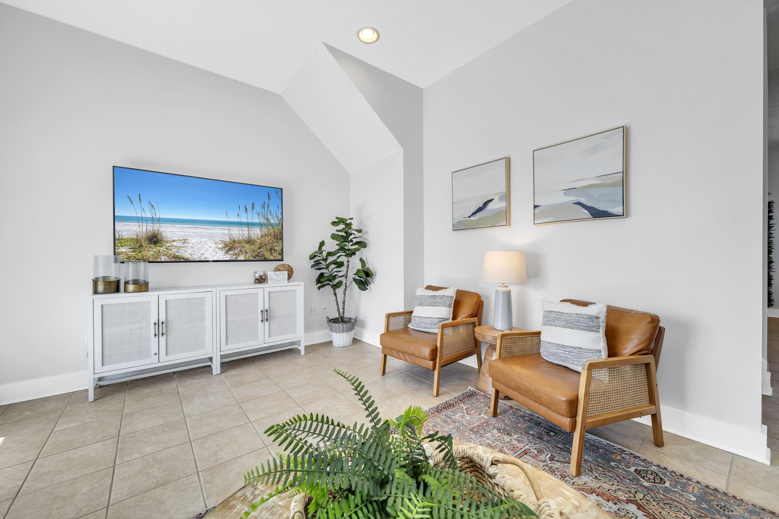 CASA DEL MAR - Residential