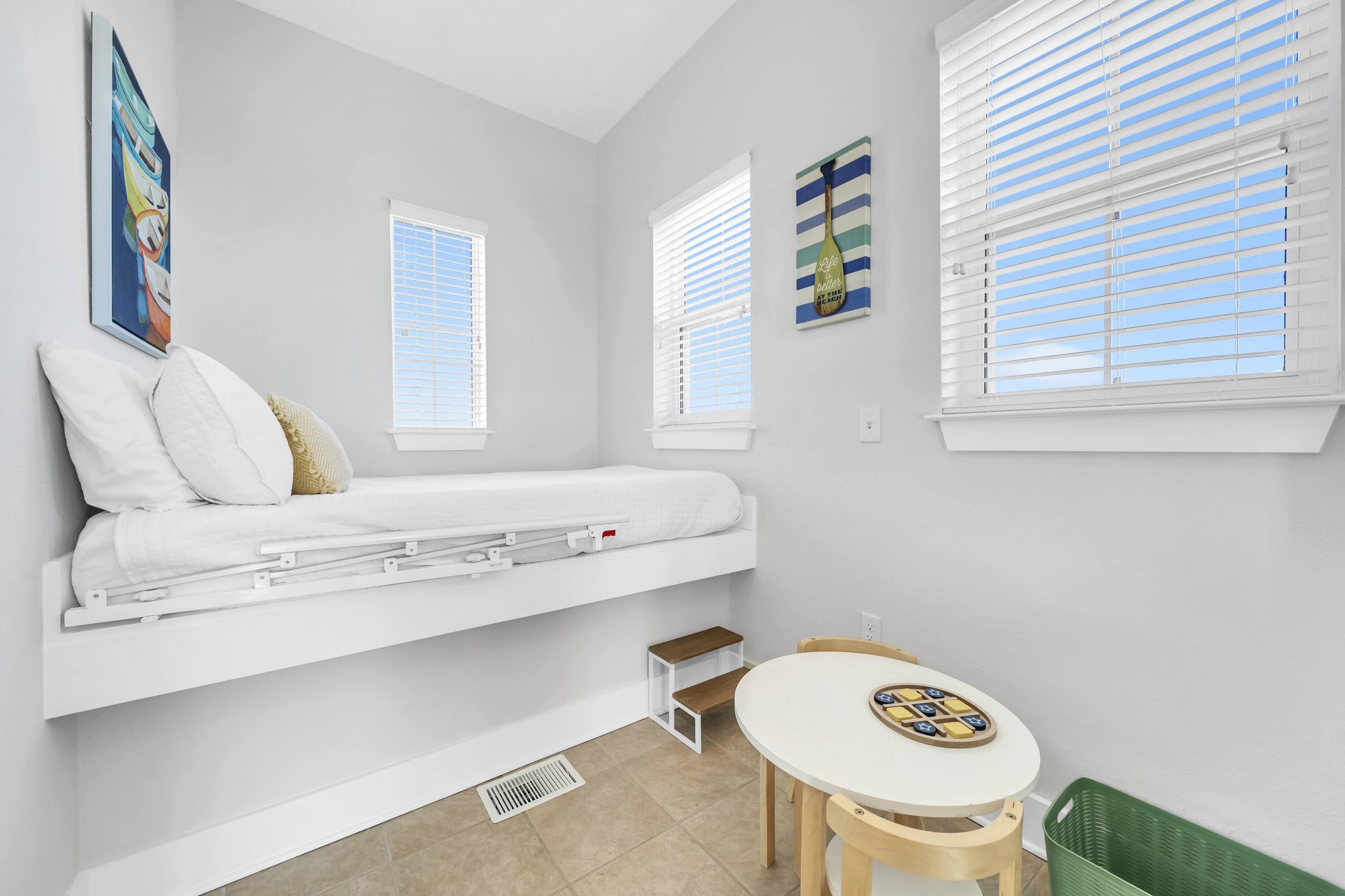 CASA DEL MAR - Residential