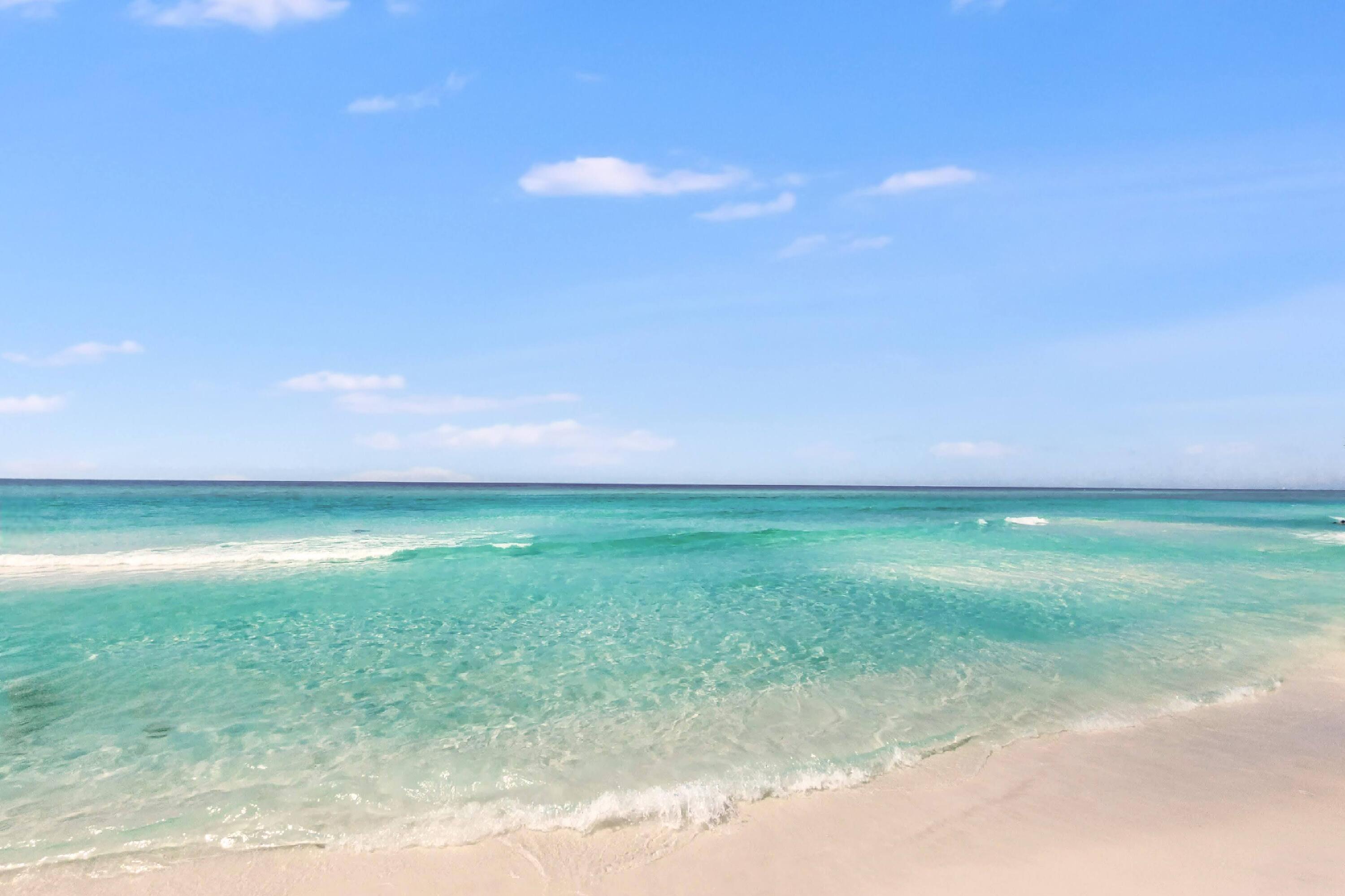 CASA DEL MAR - Residential