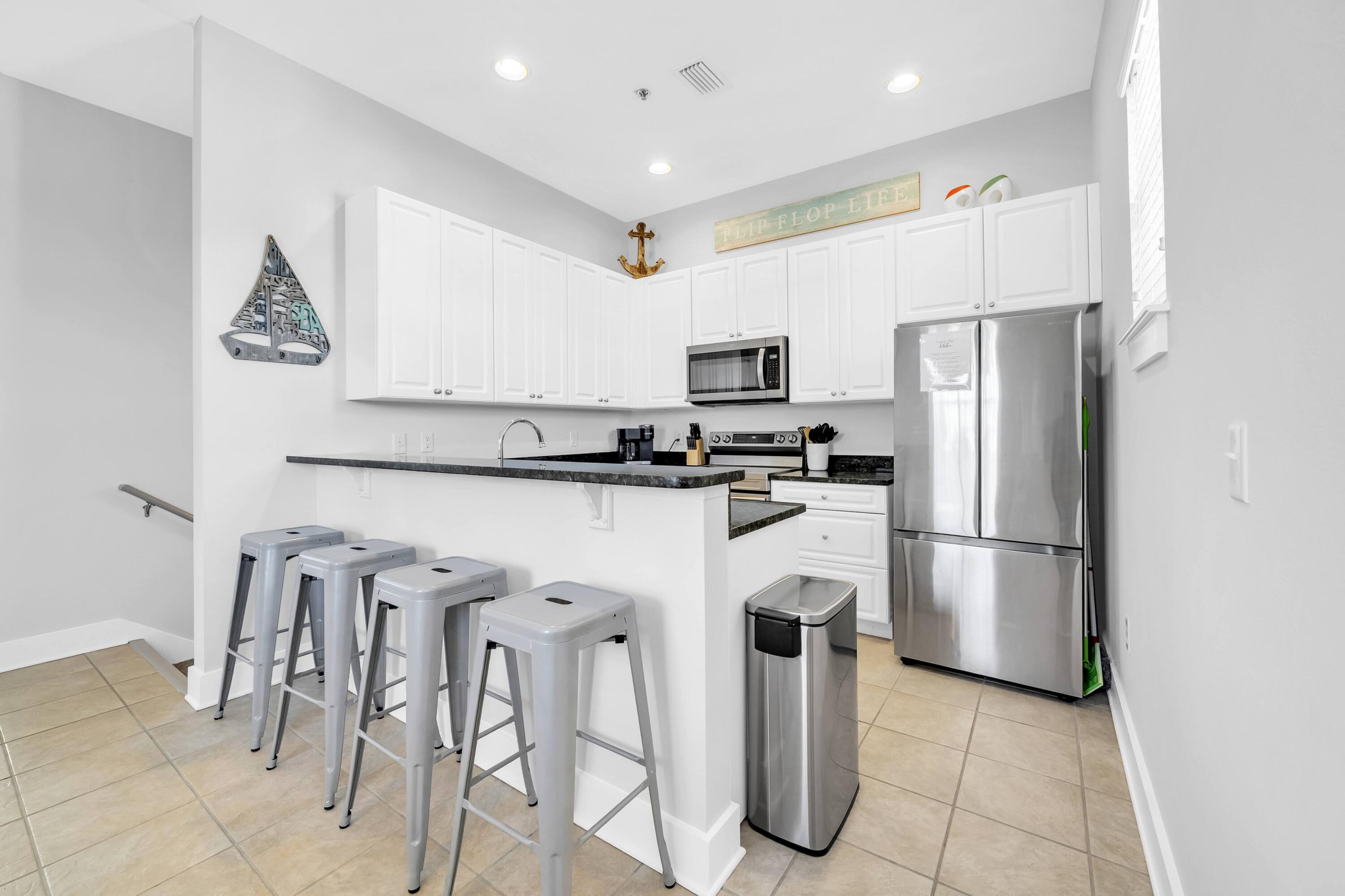 CASA DEL MAR - Residential