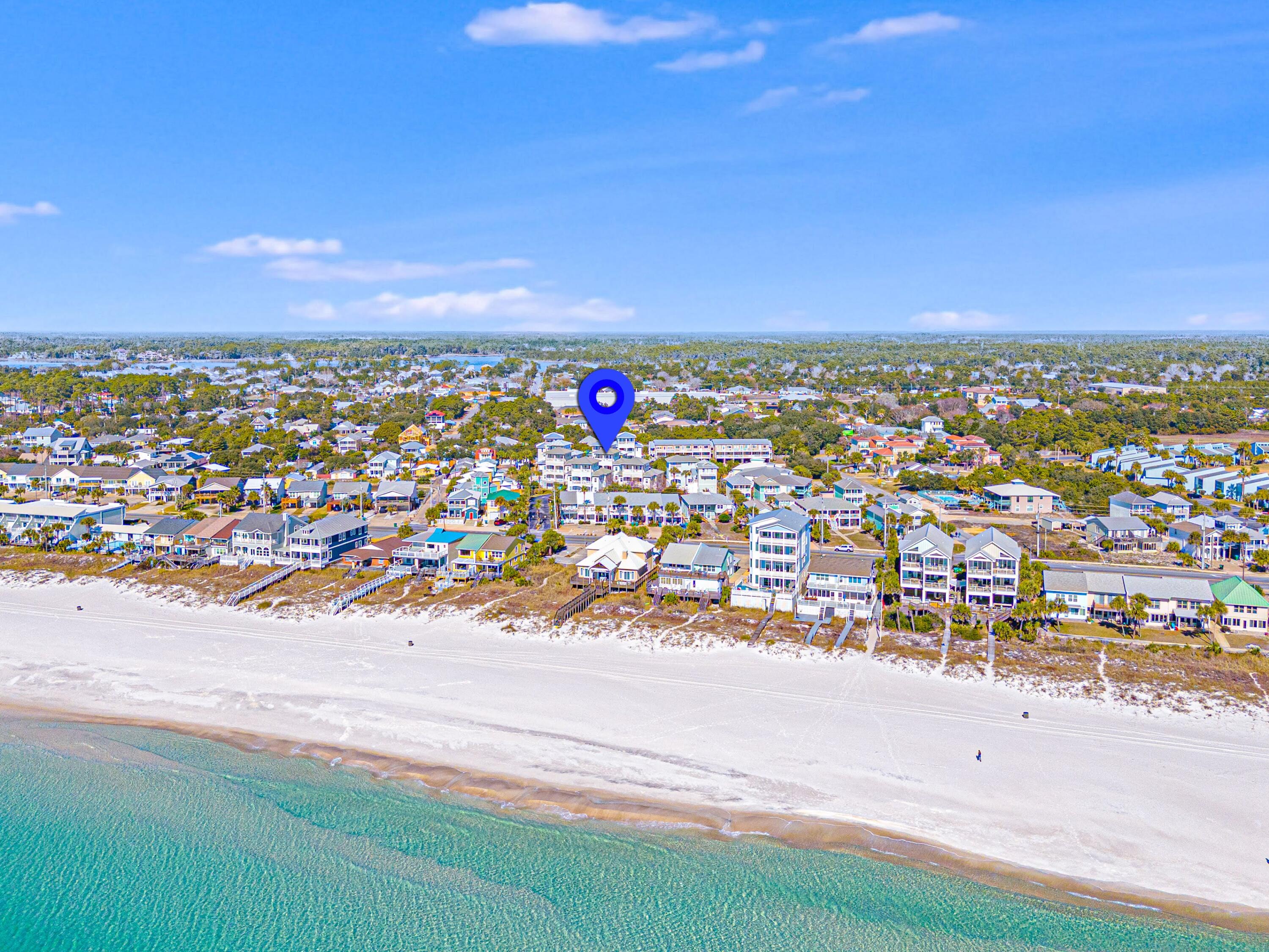 CASA DEL MAR - Residential