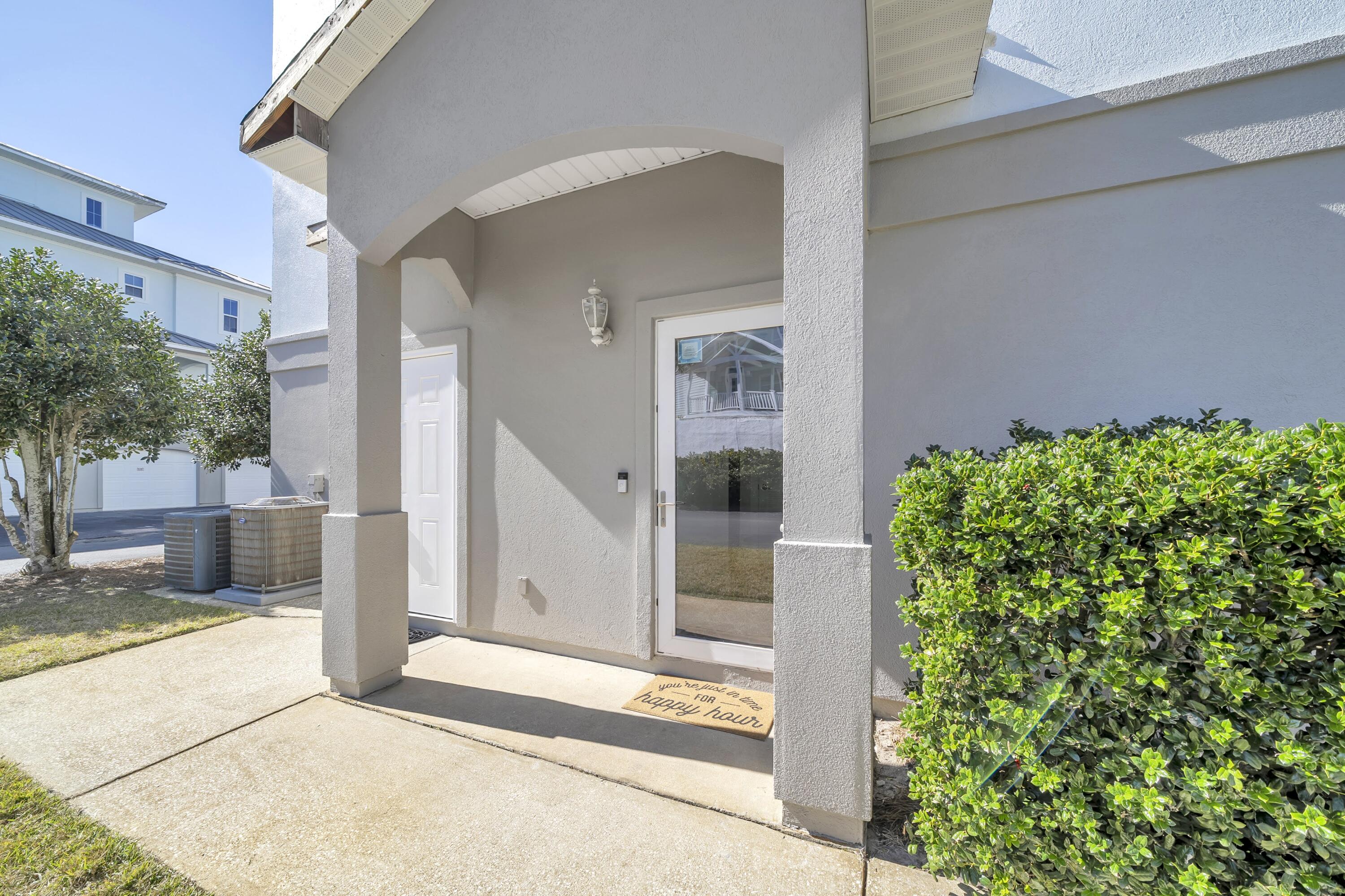 CASA DEL MAR - Residential