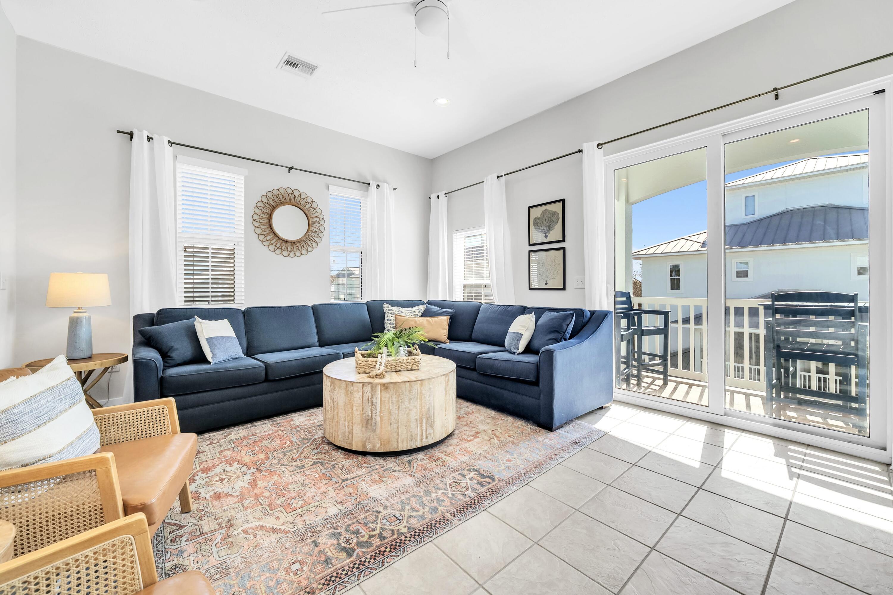 CASA DEL MAR - Residential