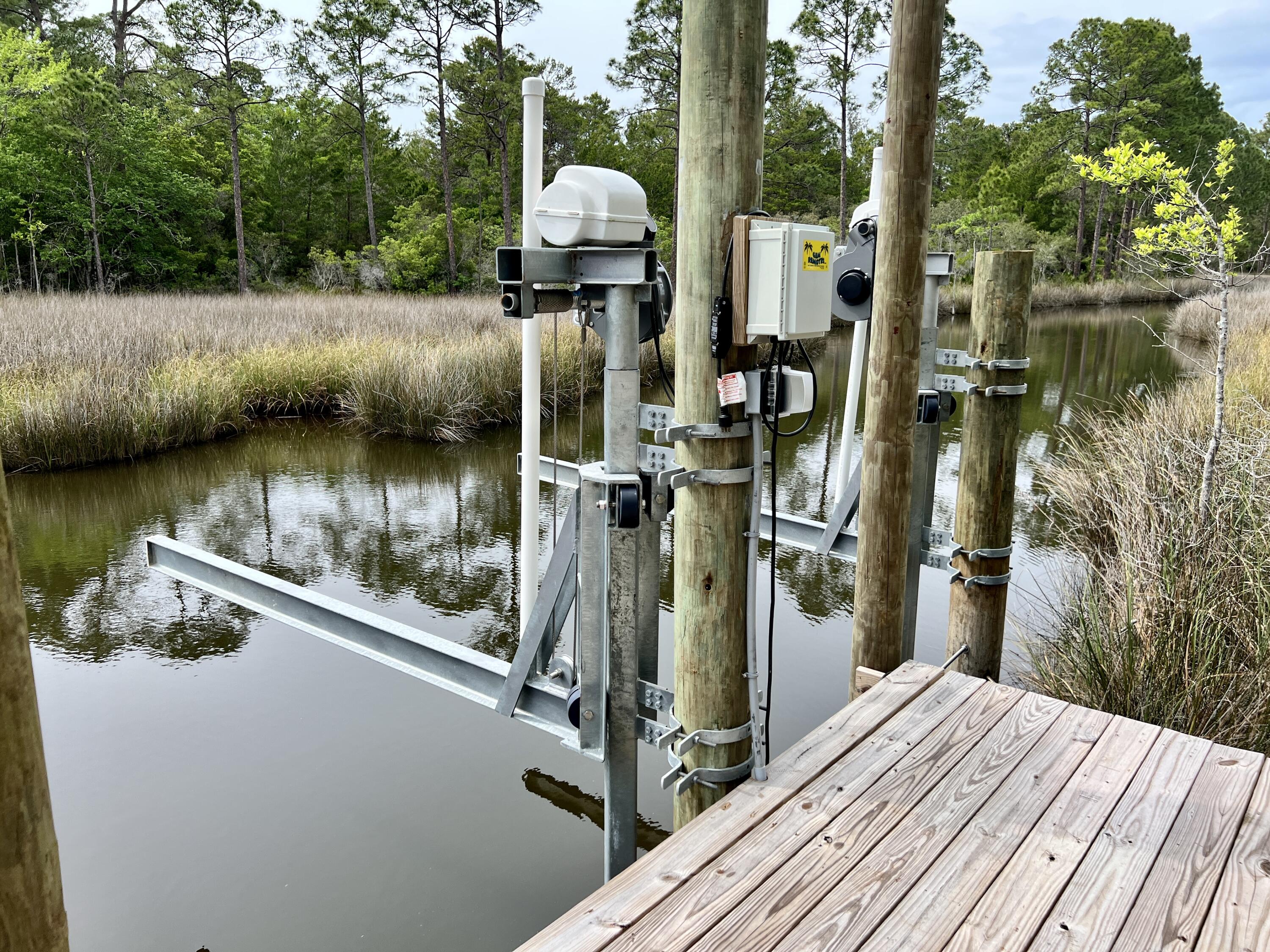 MUSSETT BAYOU ESTATES - Residential