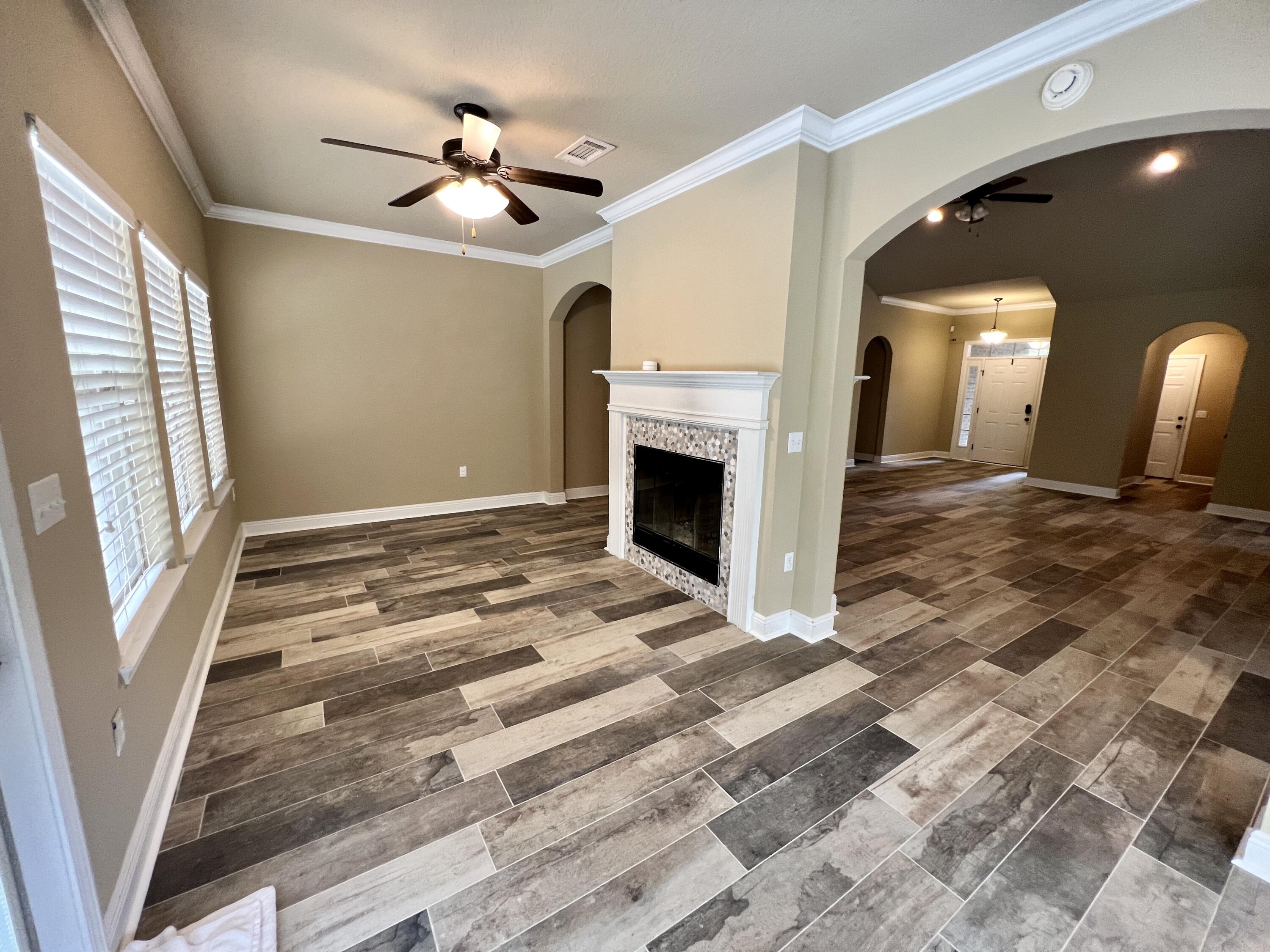 MUSSETT BAYOU ESTATES - Residential
