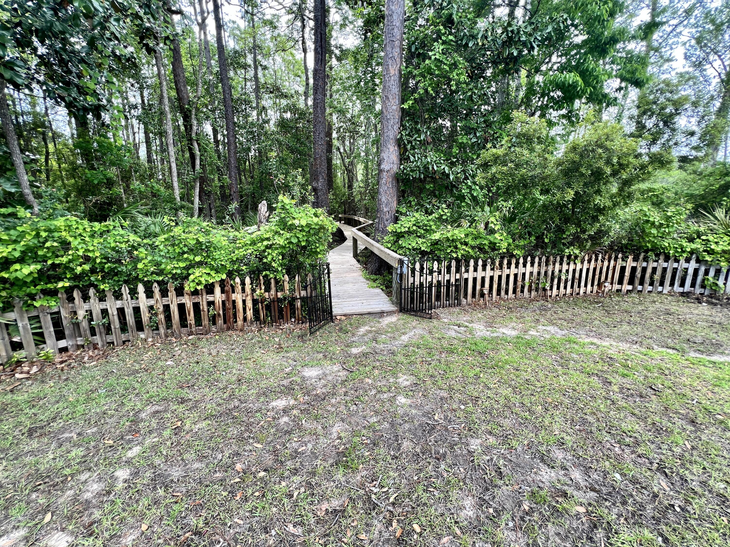MUSSETT BAYOU ESTATES - Residential