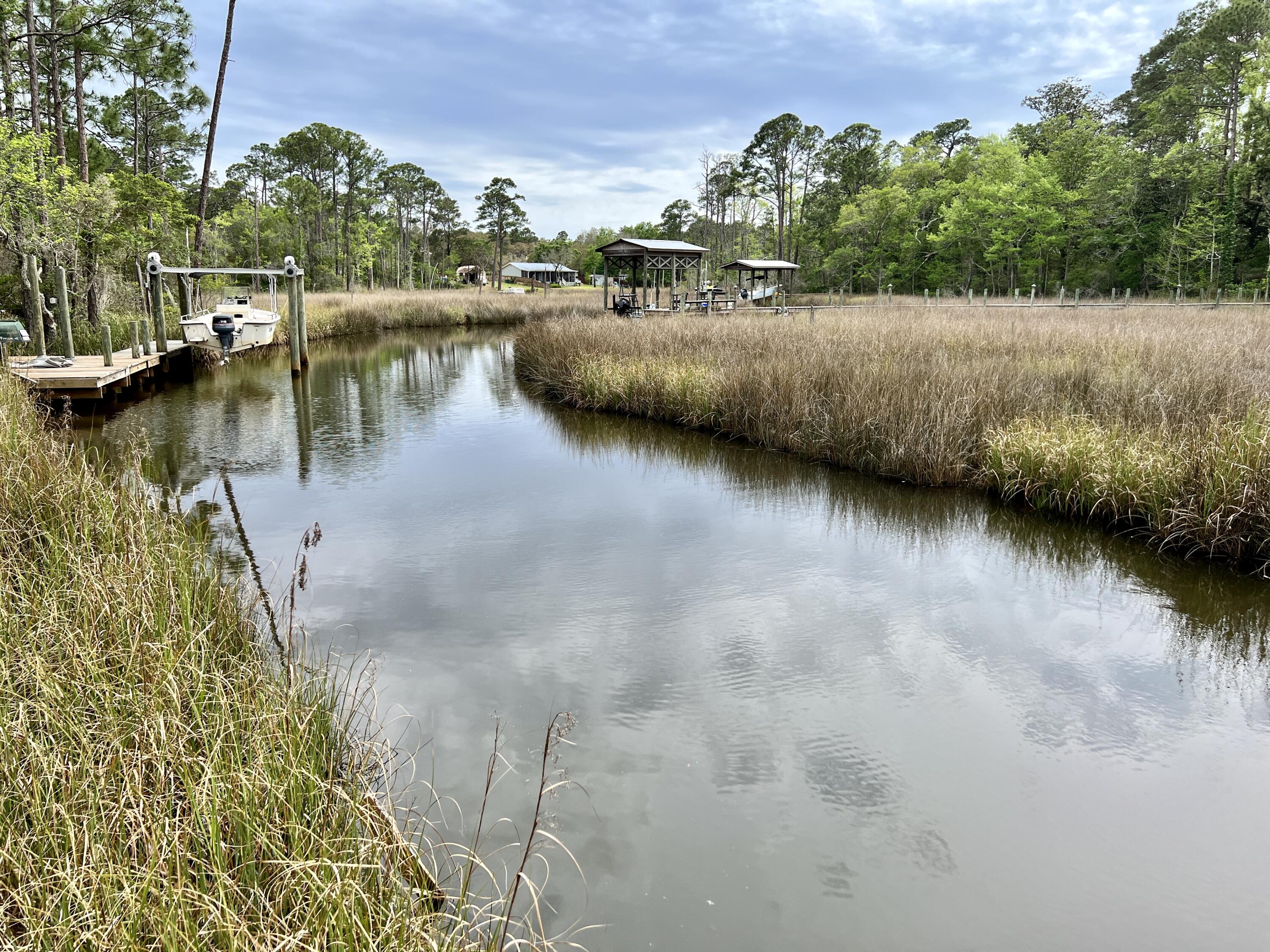 MUSSETT BAYOU ESTATES - Residential