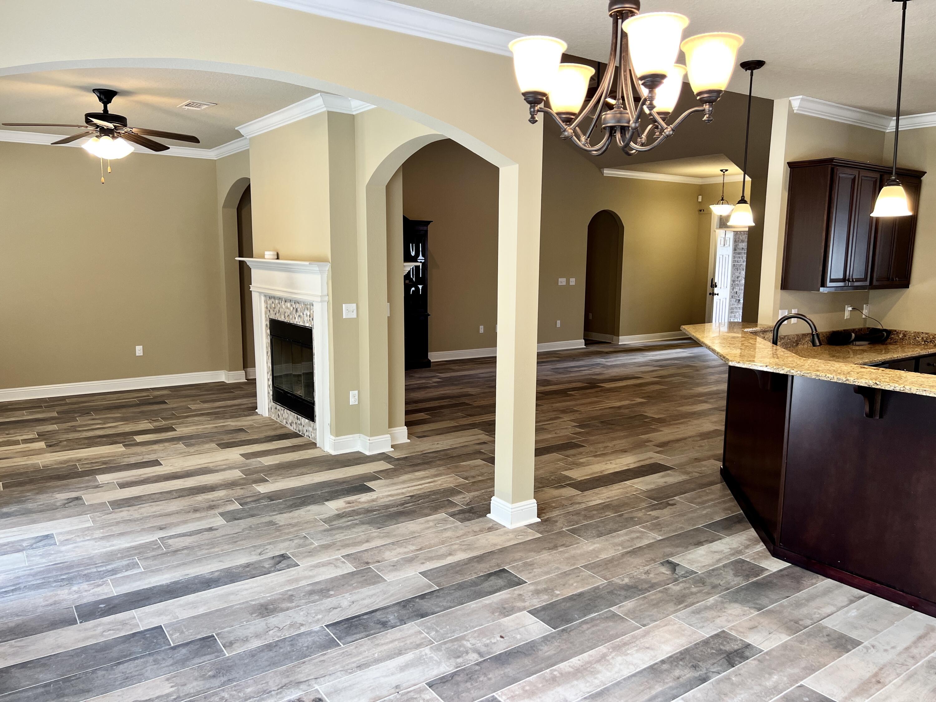 MUSSETT BAYOU ESTATES - Residential