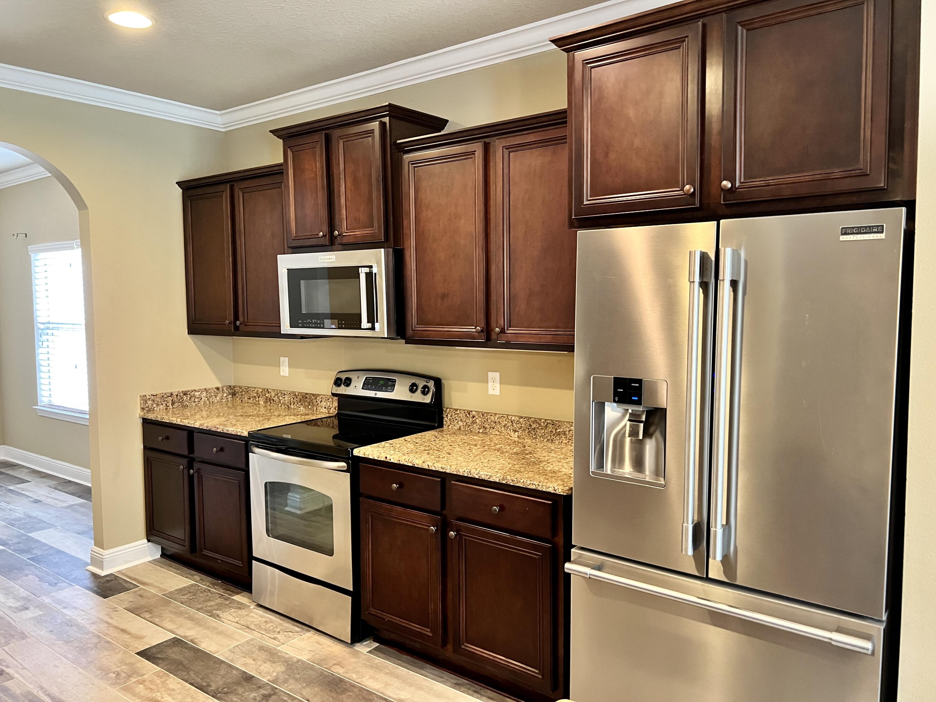 MUSSETT BAYOU ESTATES - Residential