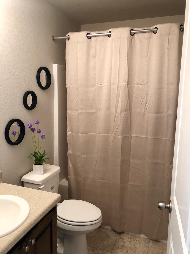 FOX VALLEY - Residential