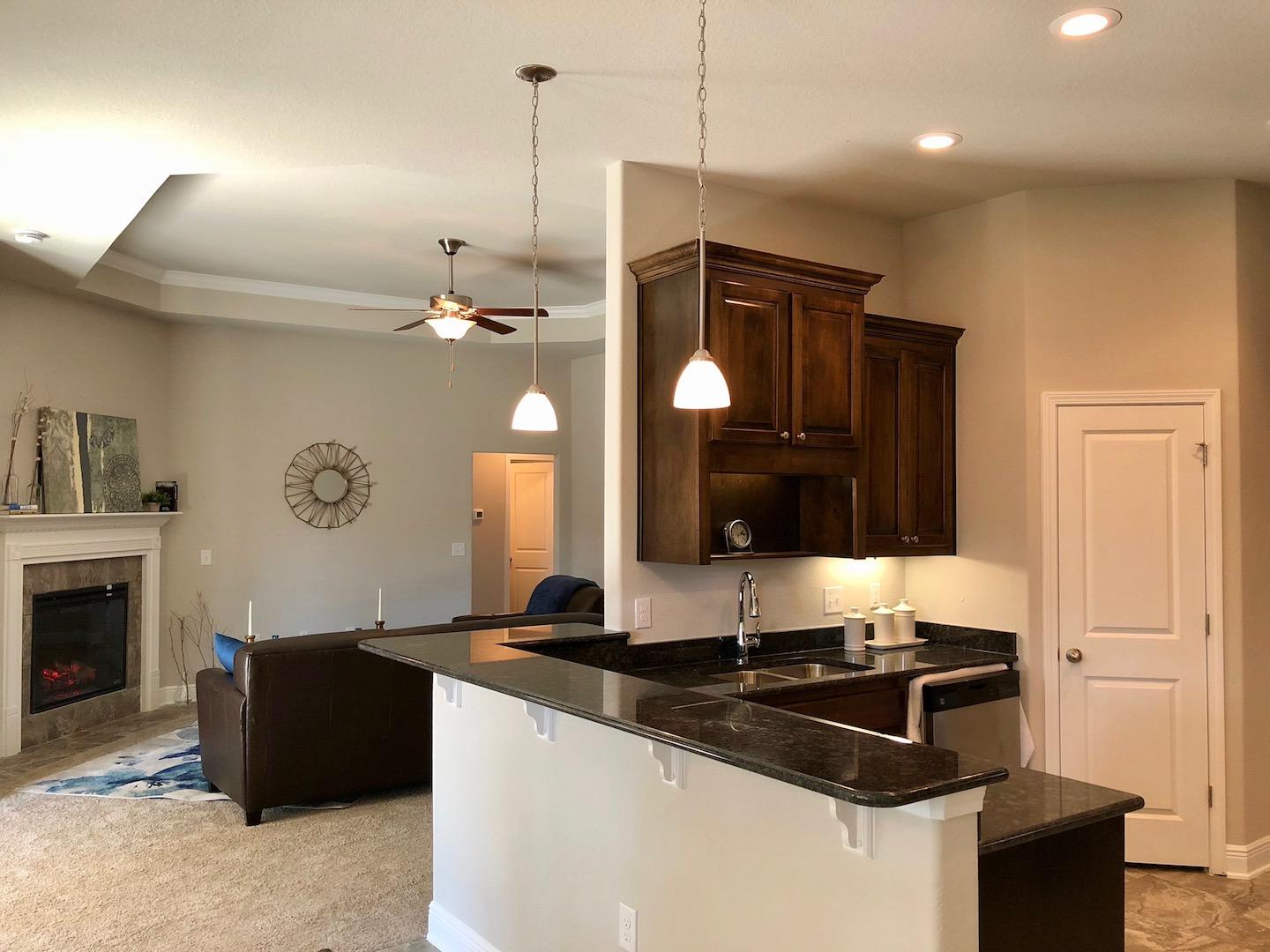 FOX VALLEY - Residential