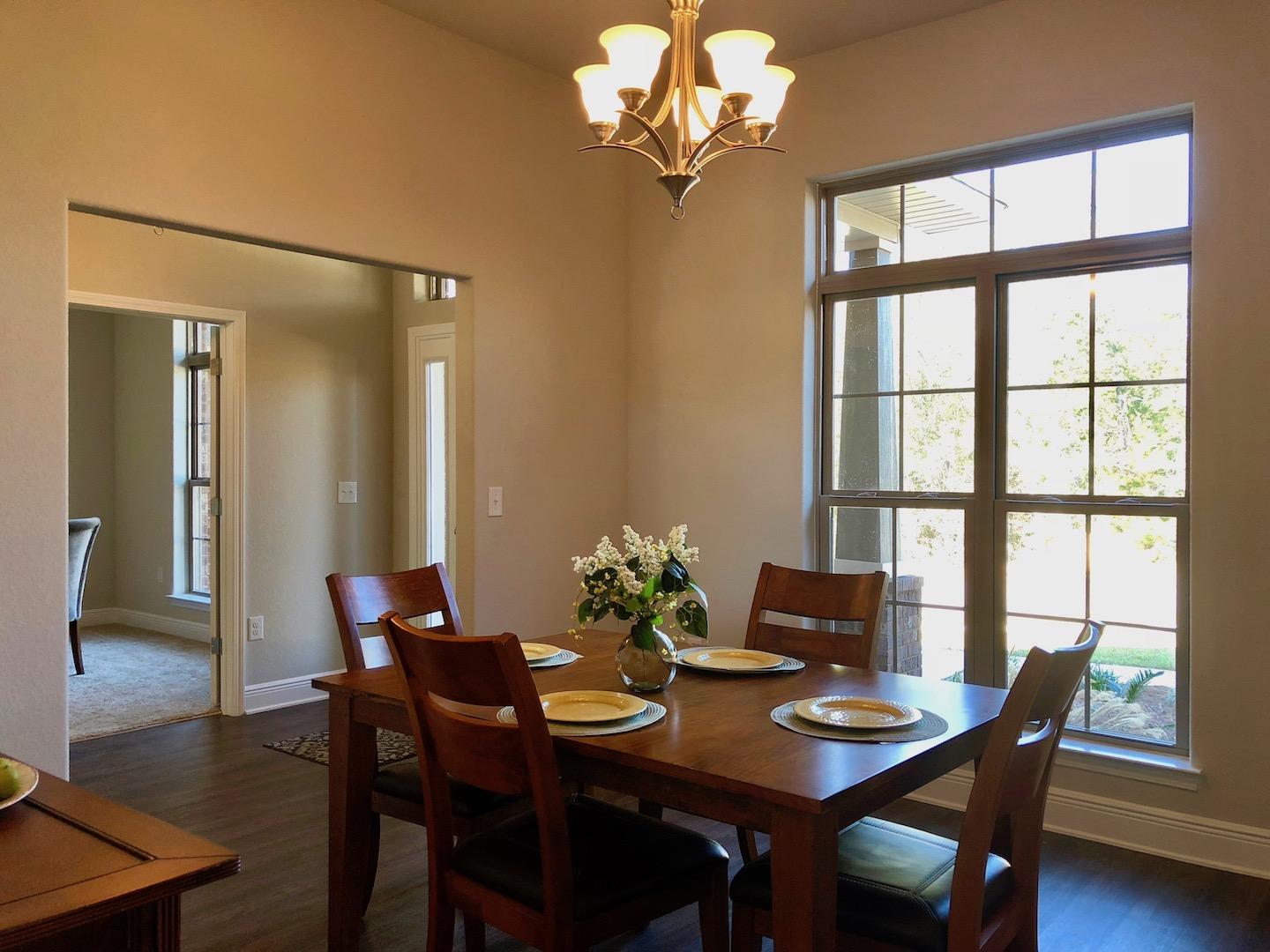 FOX VALLEY - Residential