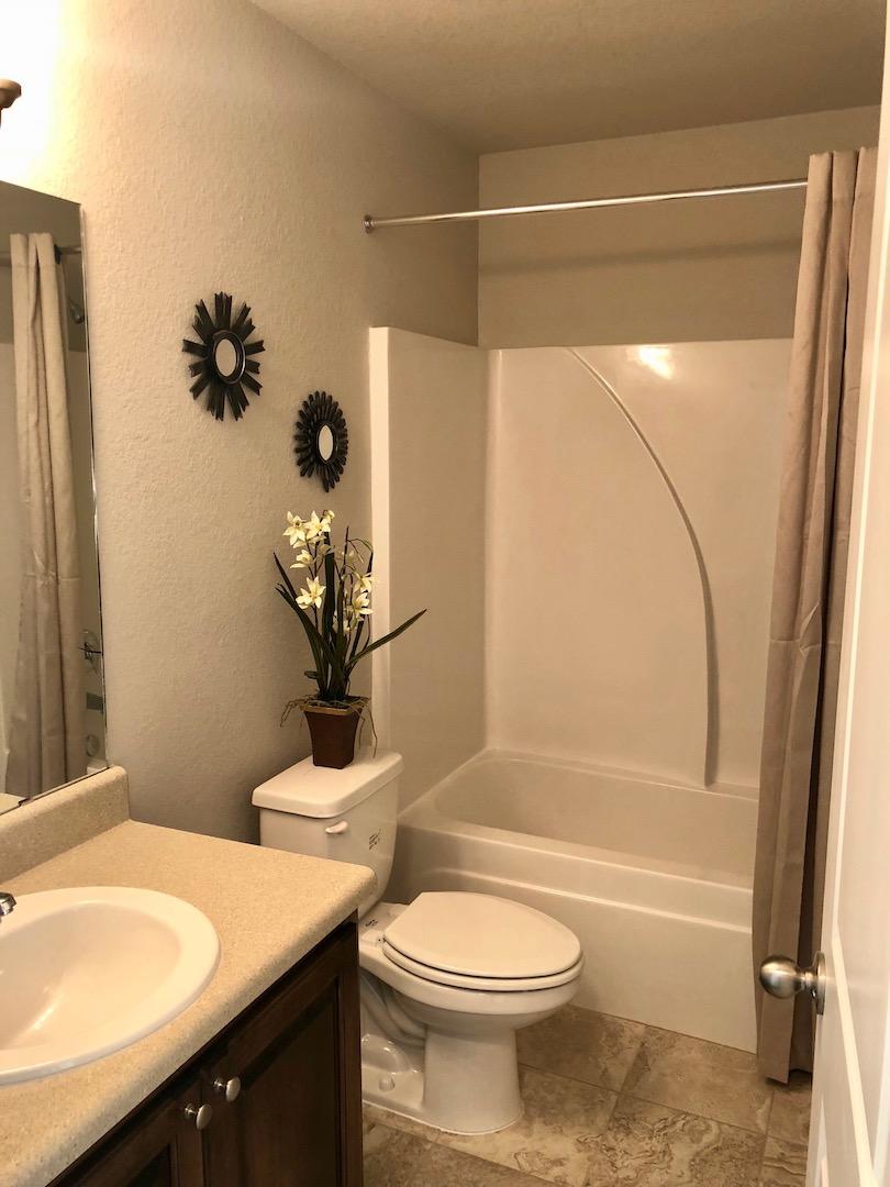 FOX VALLEY - Residential