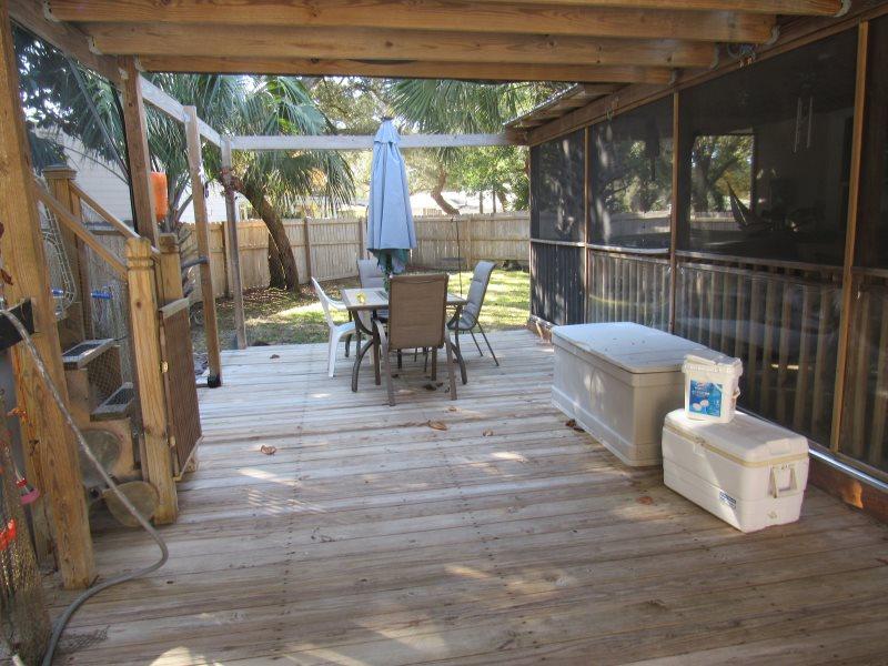 Garnier Beach - Residential