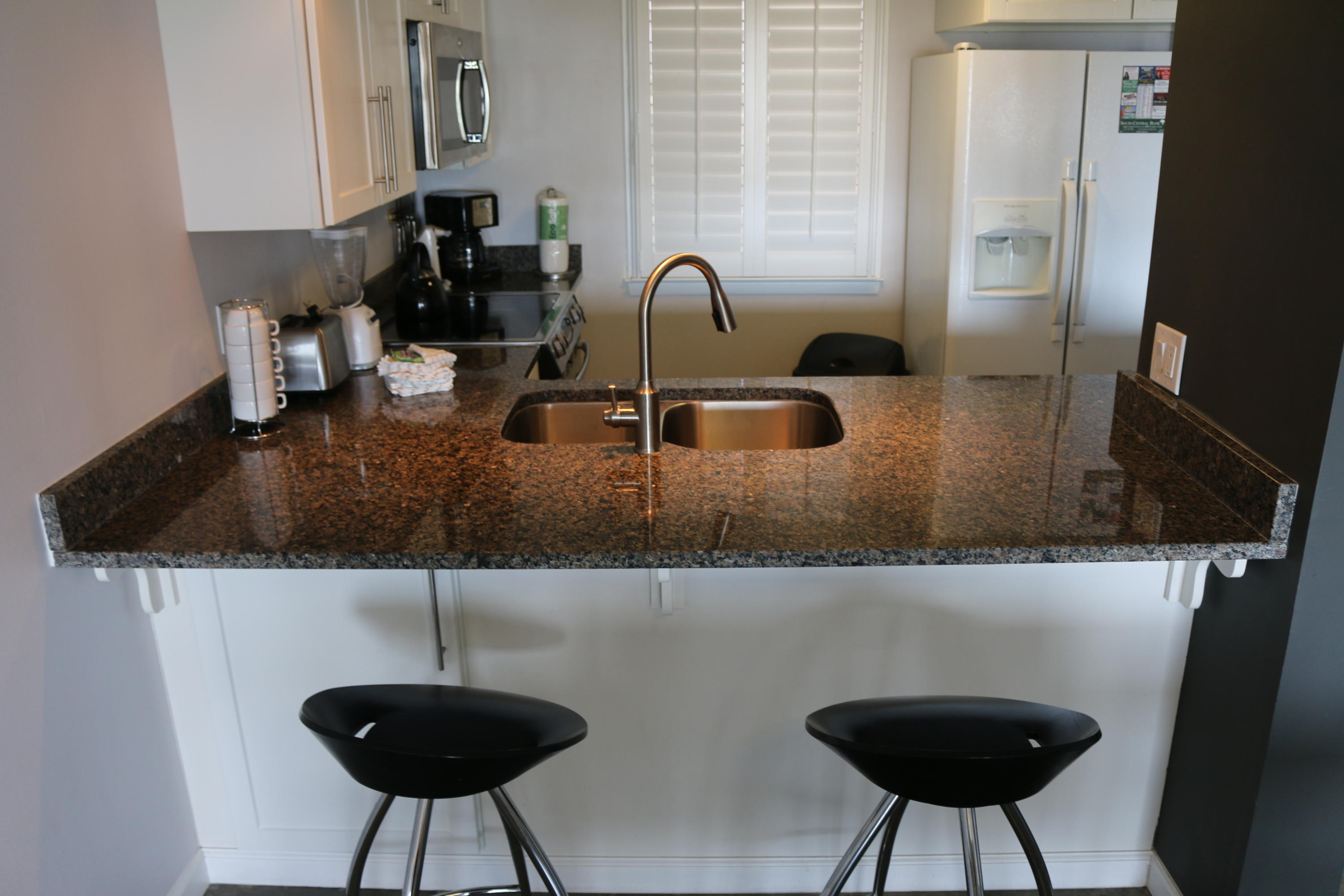 ISLANDER CONDO PH 2 - Residential