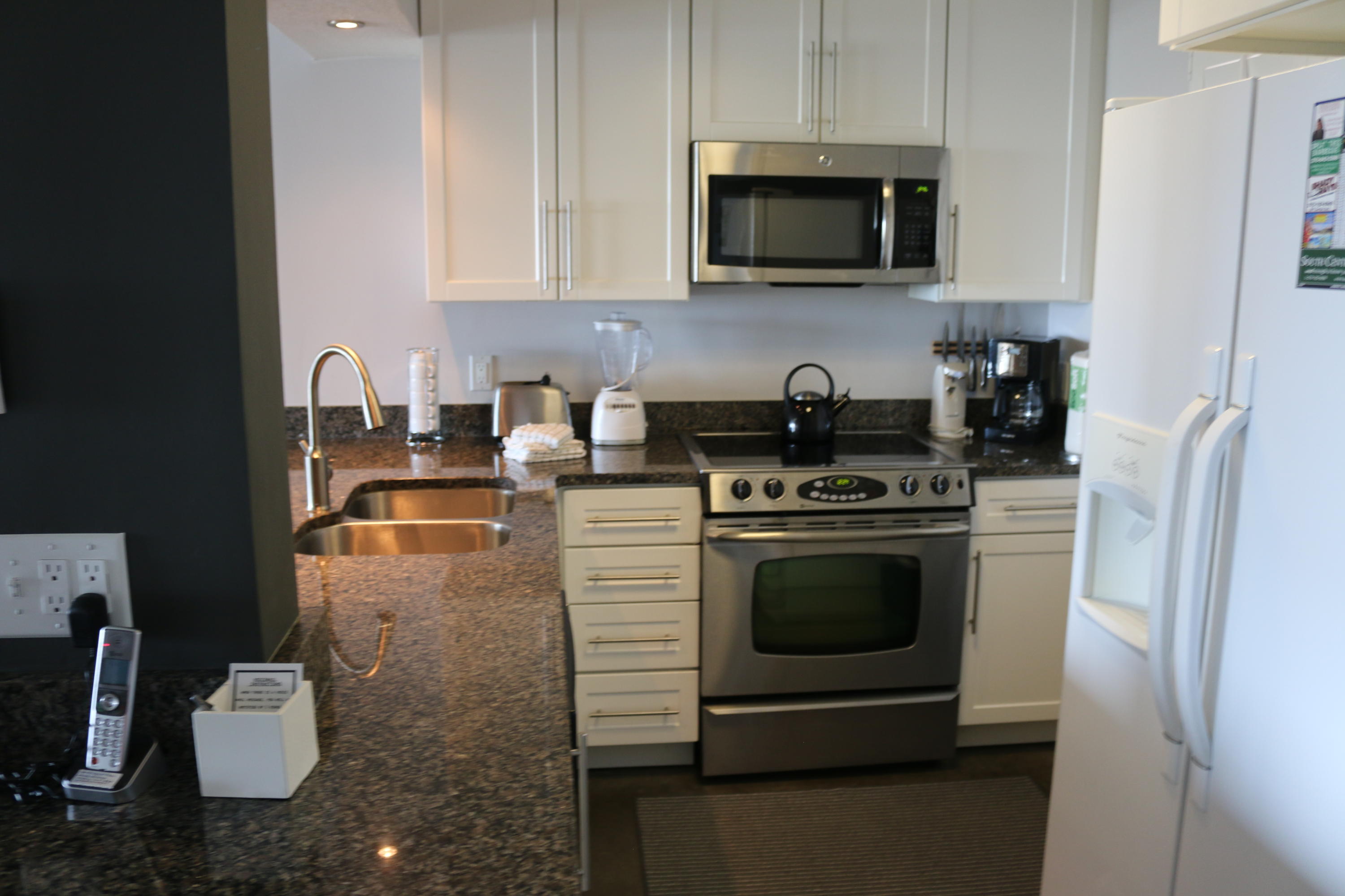 ISLANDER CONDO PH 2 - Residential