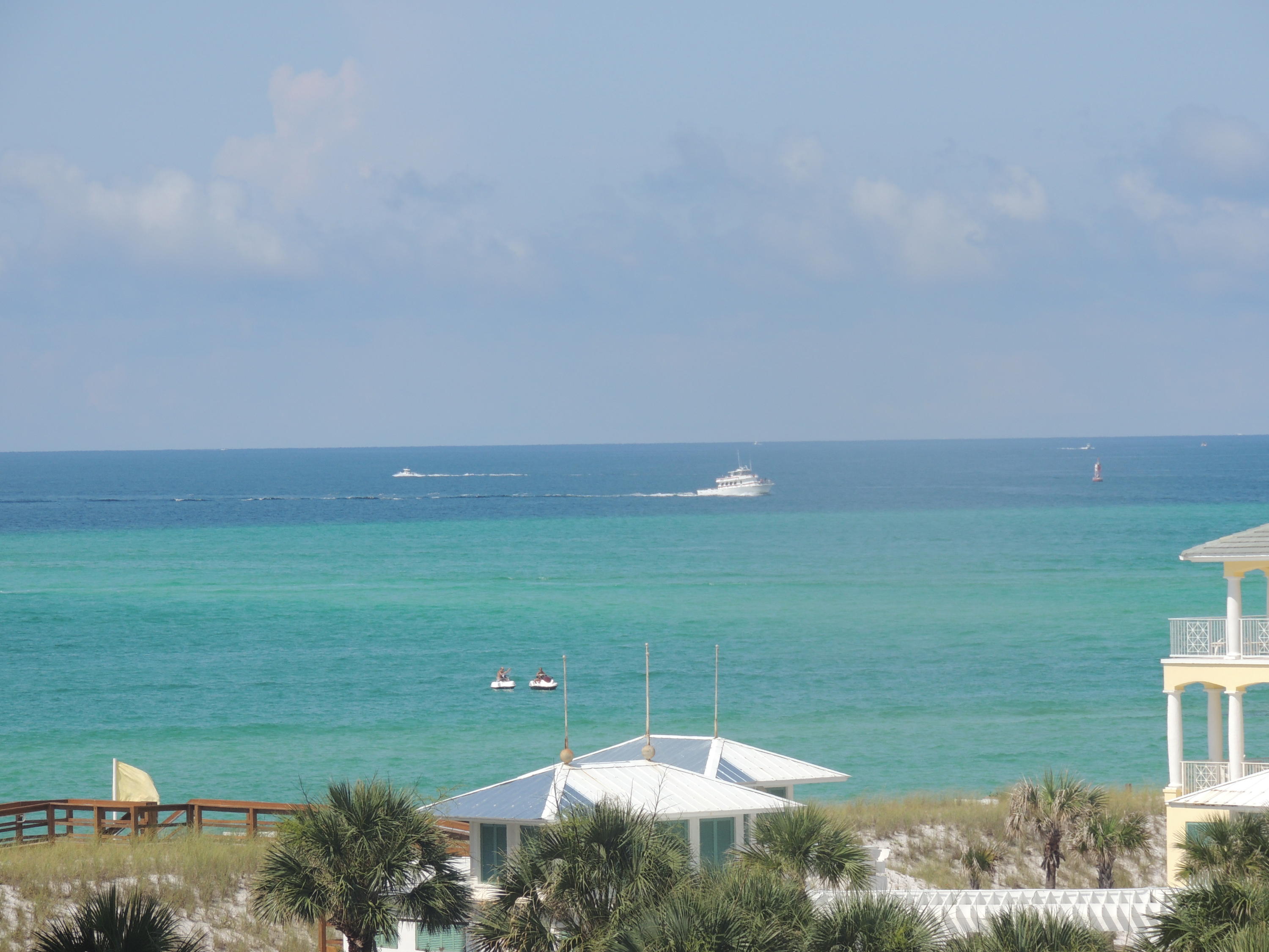 ISLANDER CONDO PH 2 - Residential