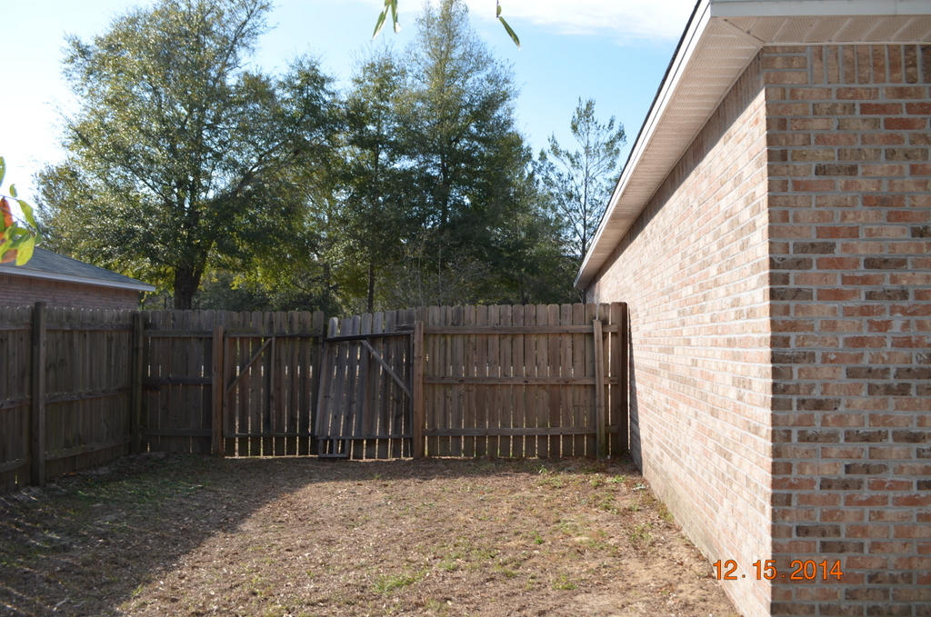 AUBURN ACRES - Residential