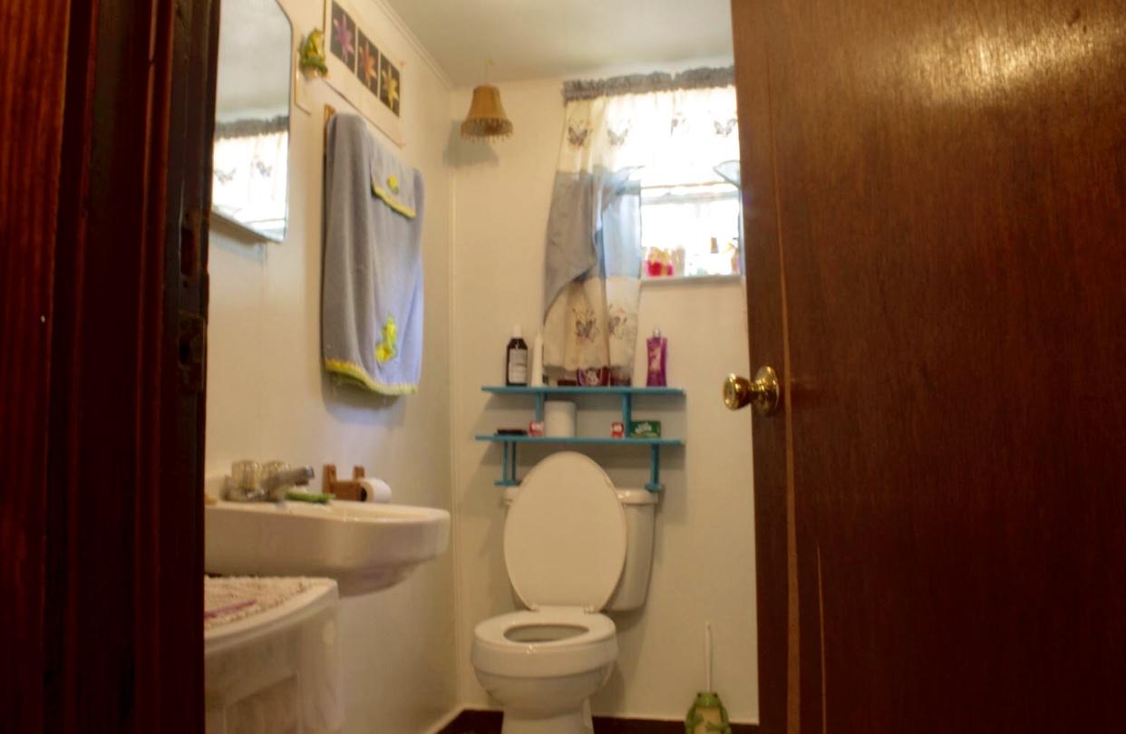 CRESTVIEW - Residential