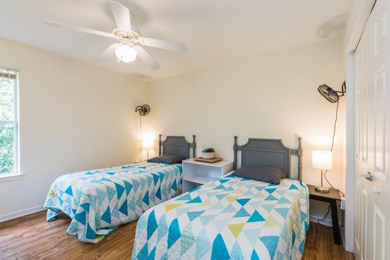 QUAIL LAKE - Residential