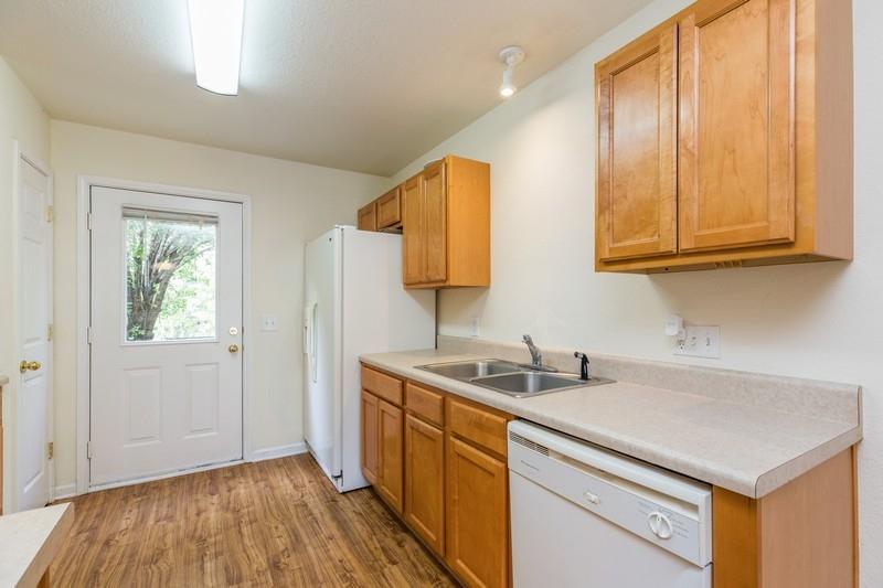 QUAIL LAKE - Residential