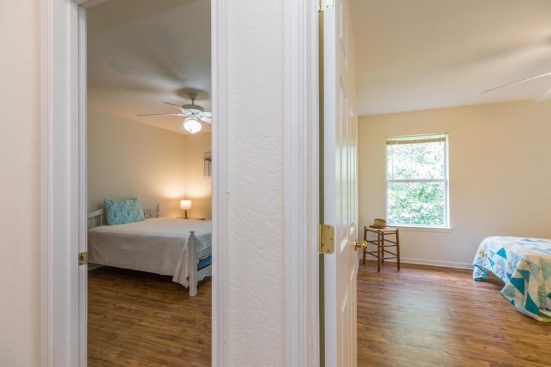 QUAIL LAKE - Residential