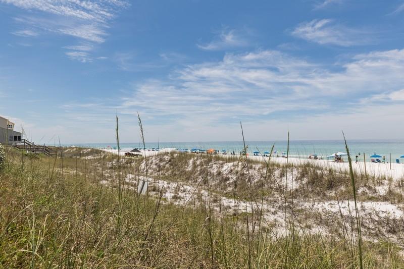 QUAIL LAKE - Residential