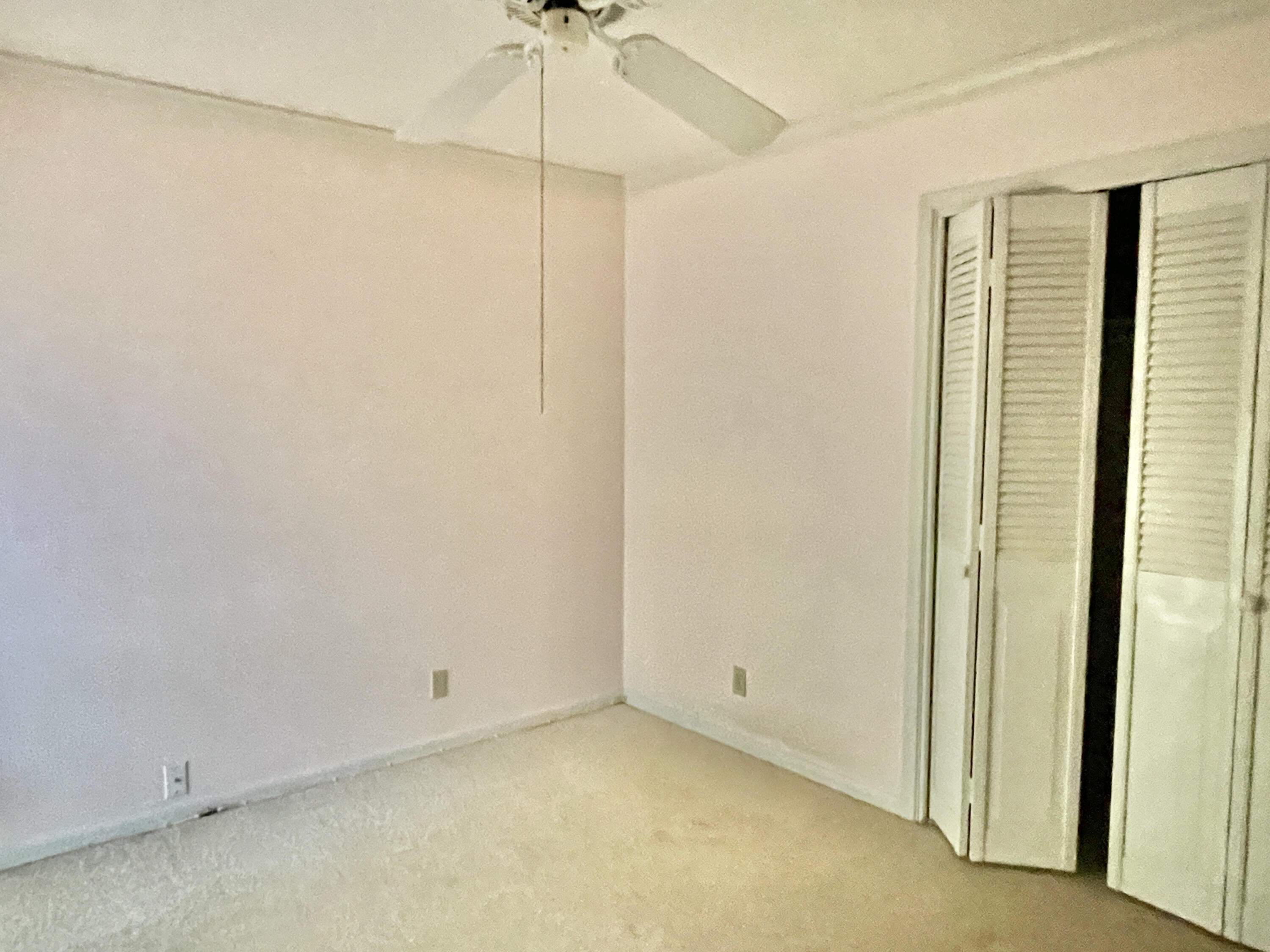 PINE SHORES - Residential