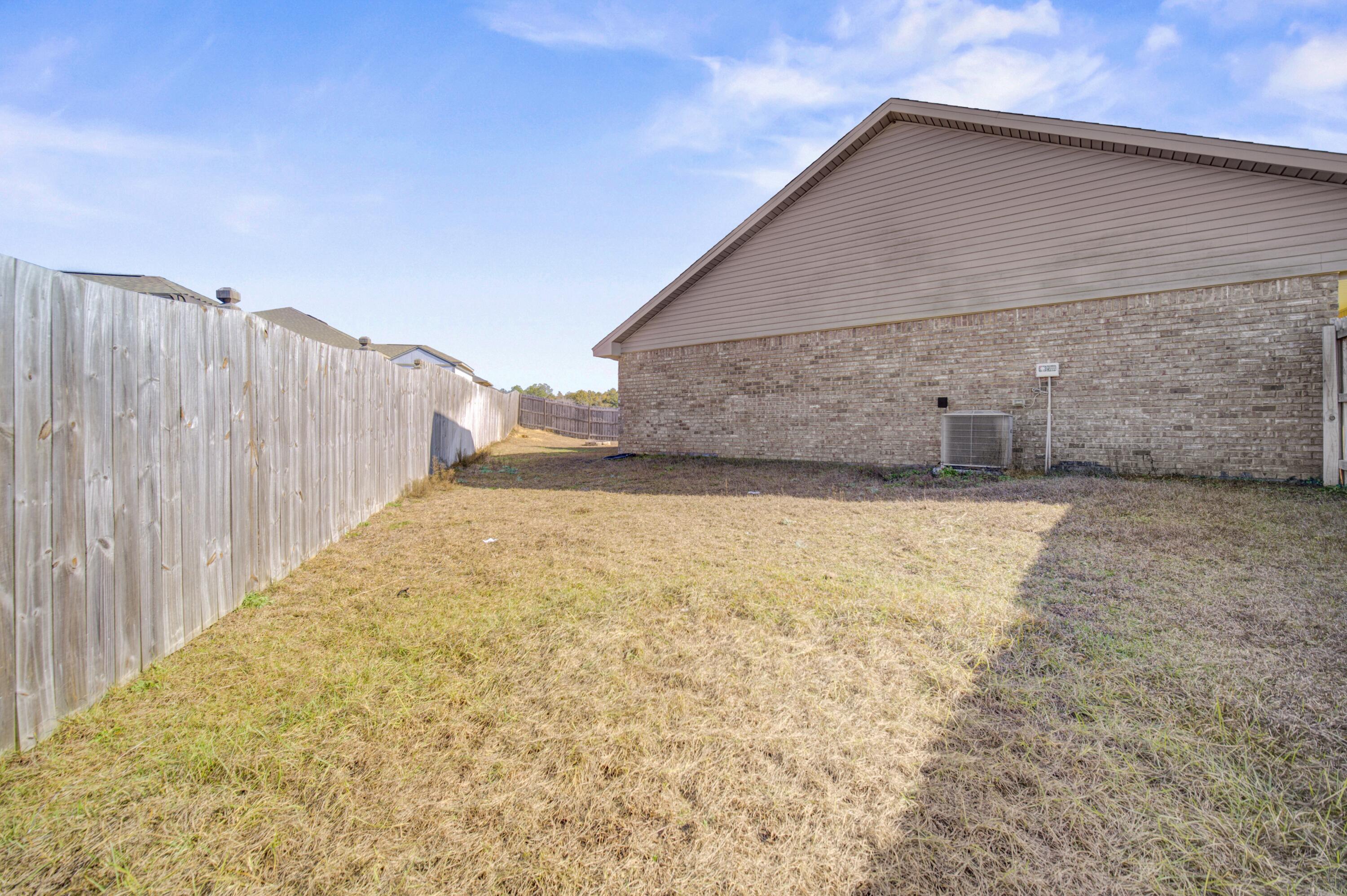 CHARLESTON PLACE - Residential