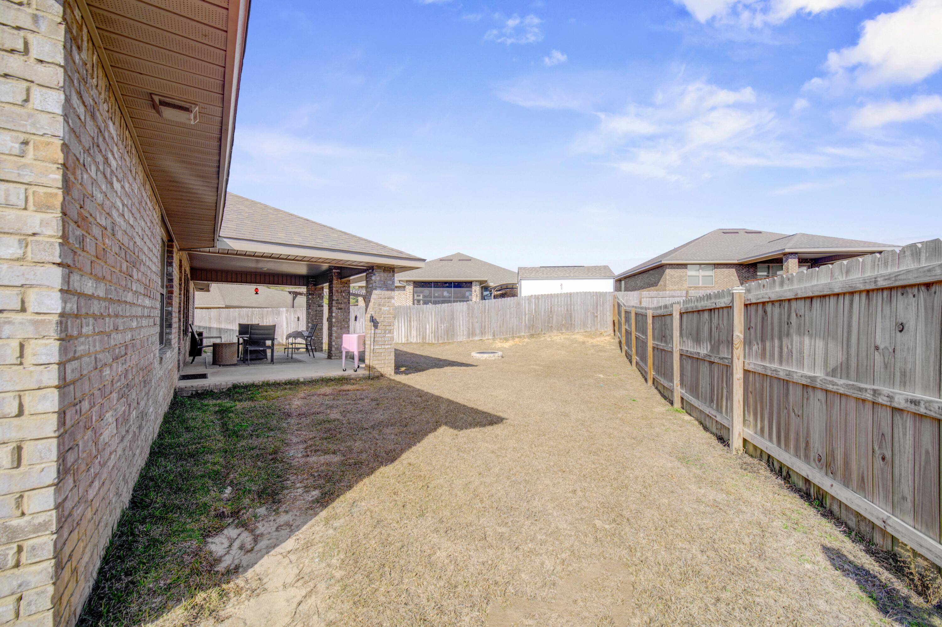 CHARLESTON PLACE - Residential