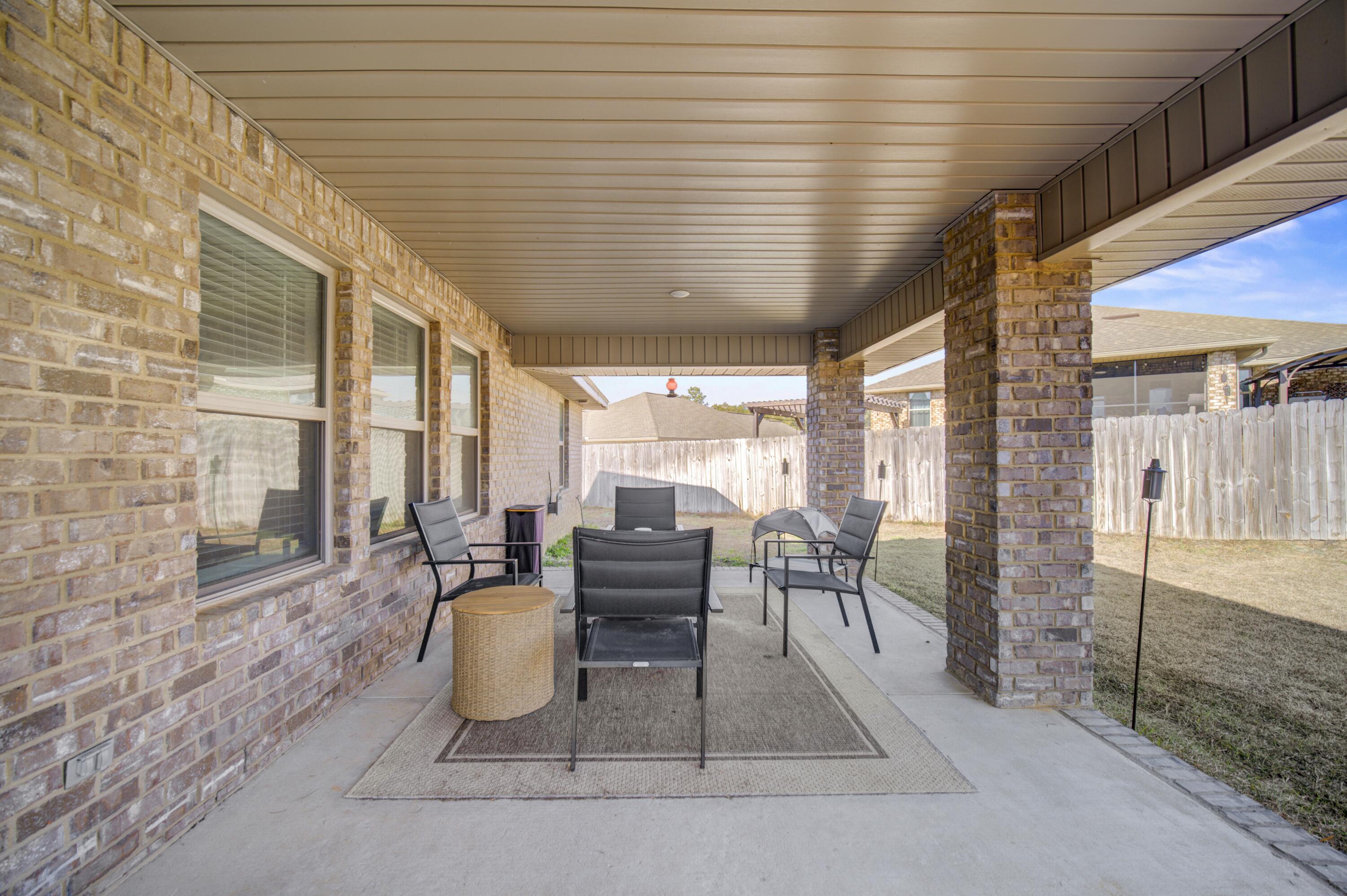 CHARLESTON PLACE - Residential