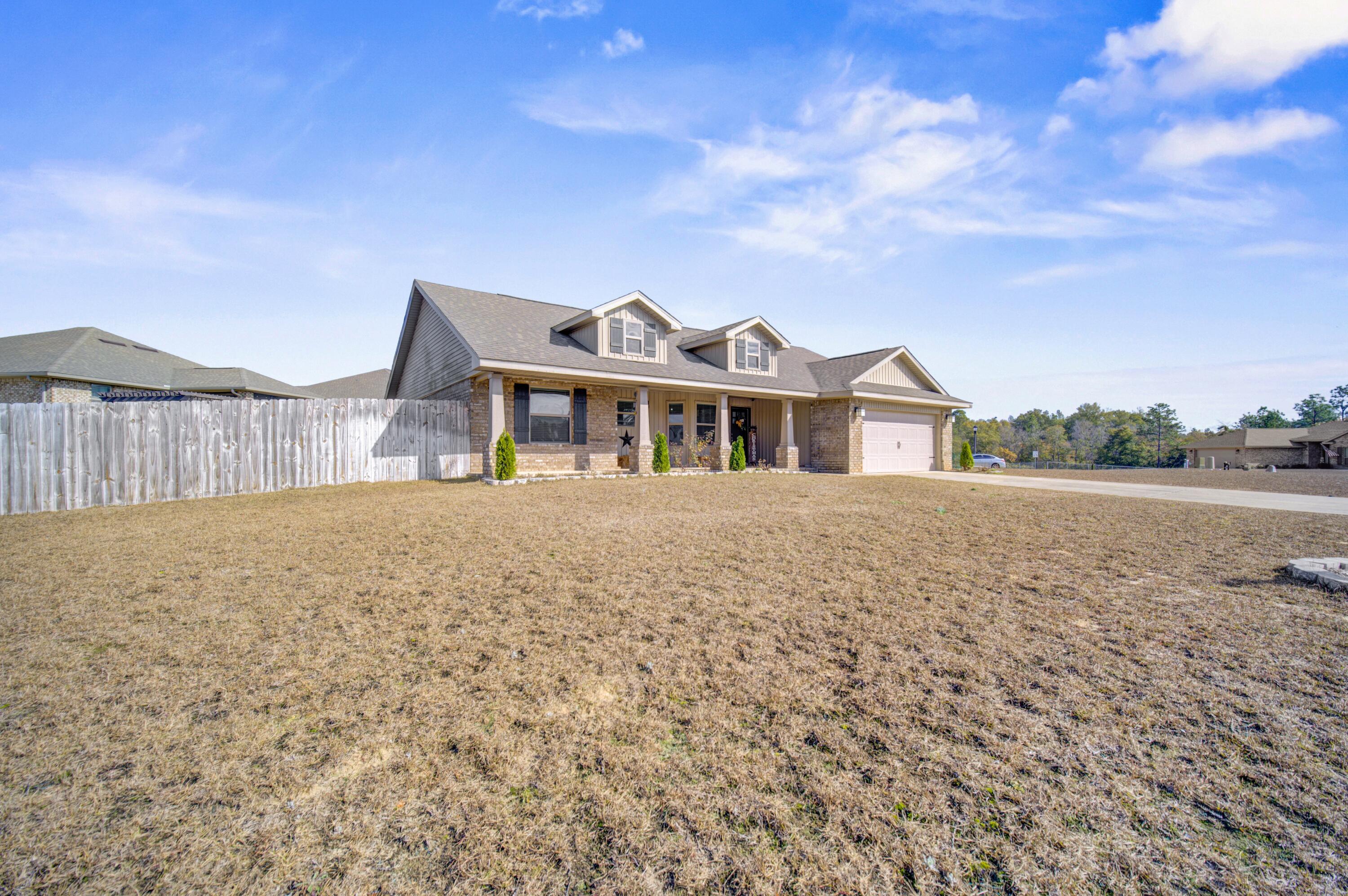 CHARLESTON PLACE - Residential