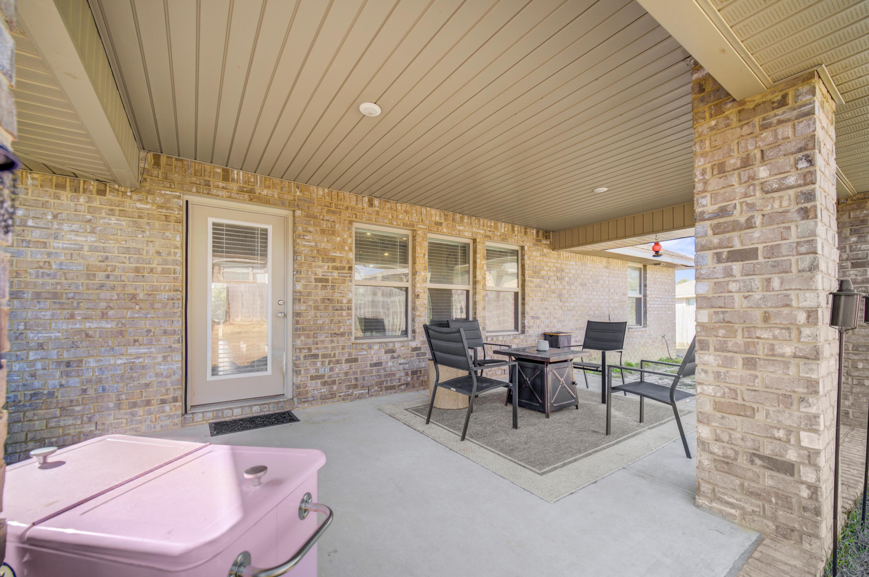 CHARLESTON PLACE - Residential