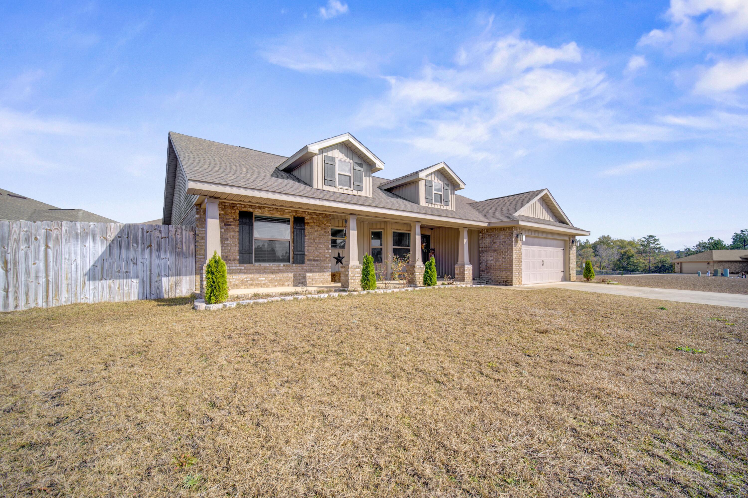 CHARLESTON PLACE - Residential