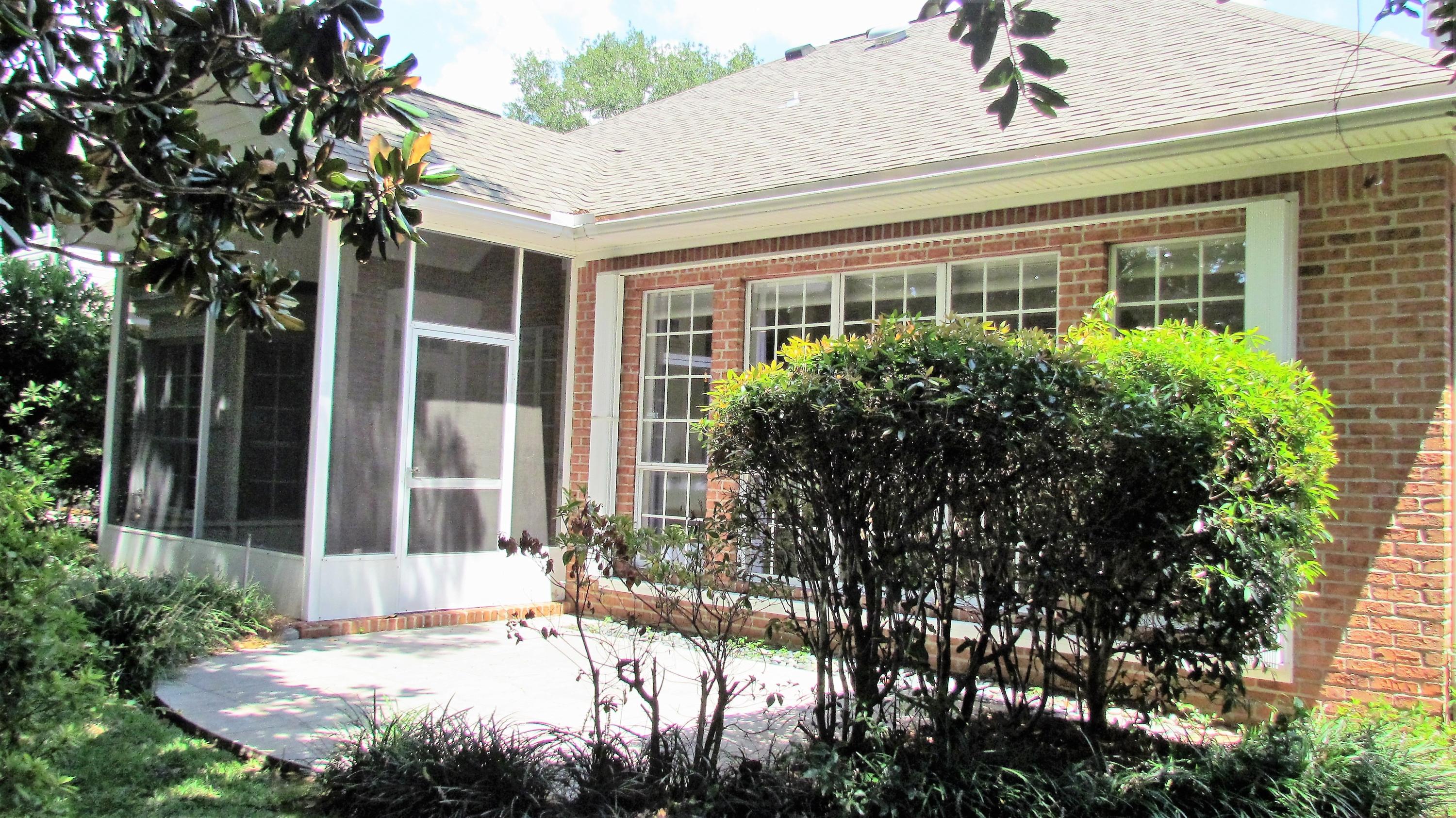 OAKMONT PLACE - Residential