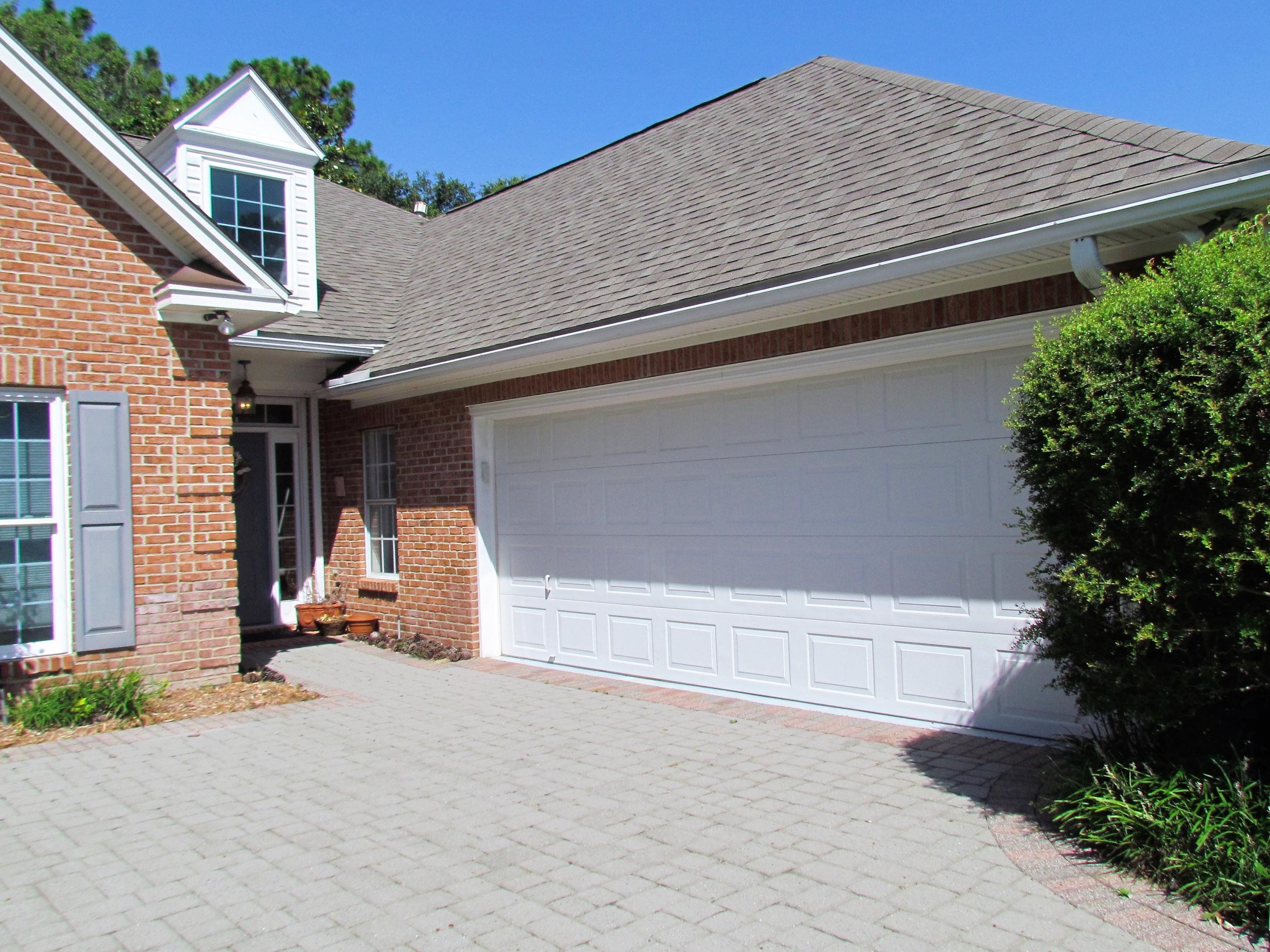 OAKMONT PLACE - Residential