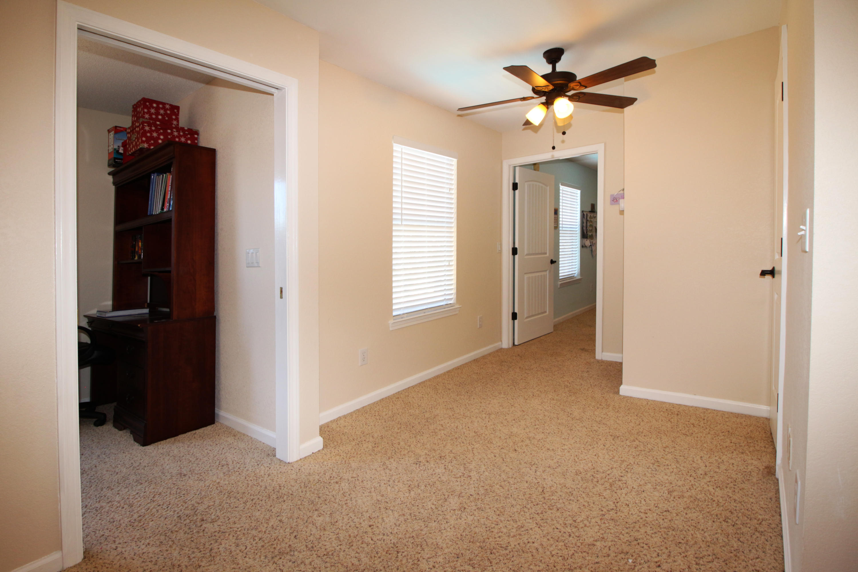 CAROL ANNE MANOR - Residential