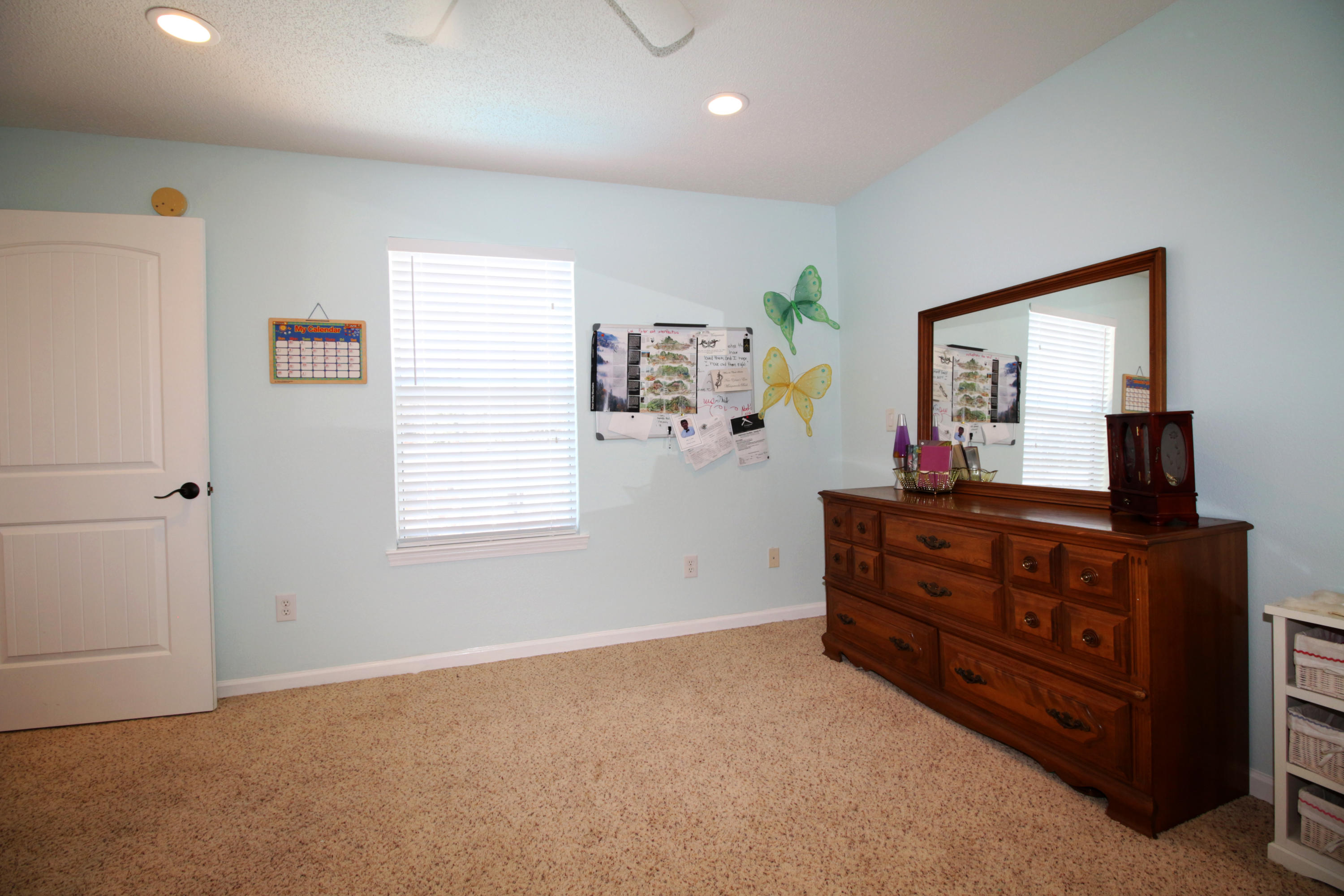 CAROL ANNE MANOR - Residential