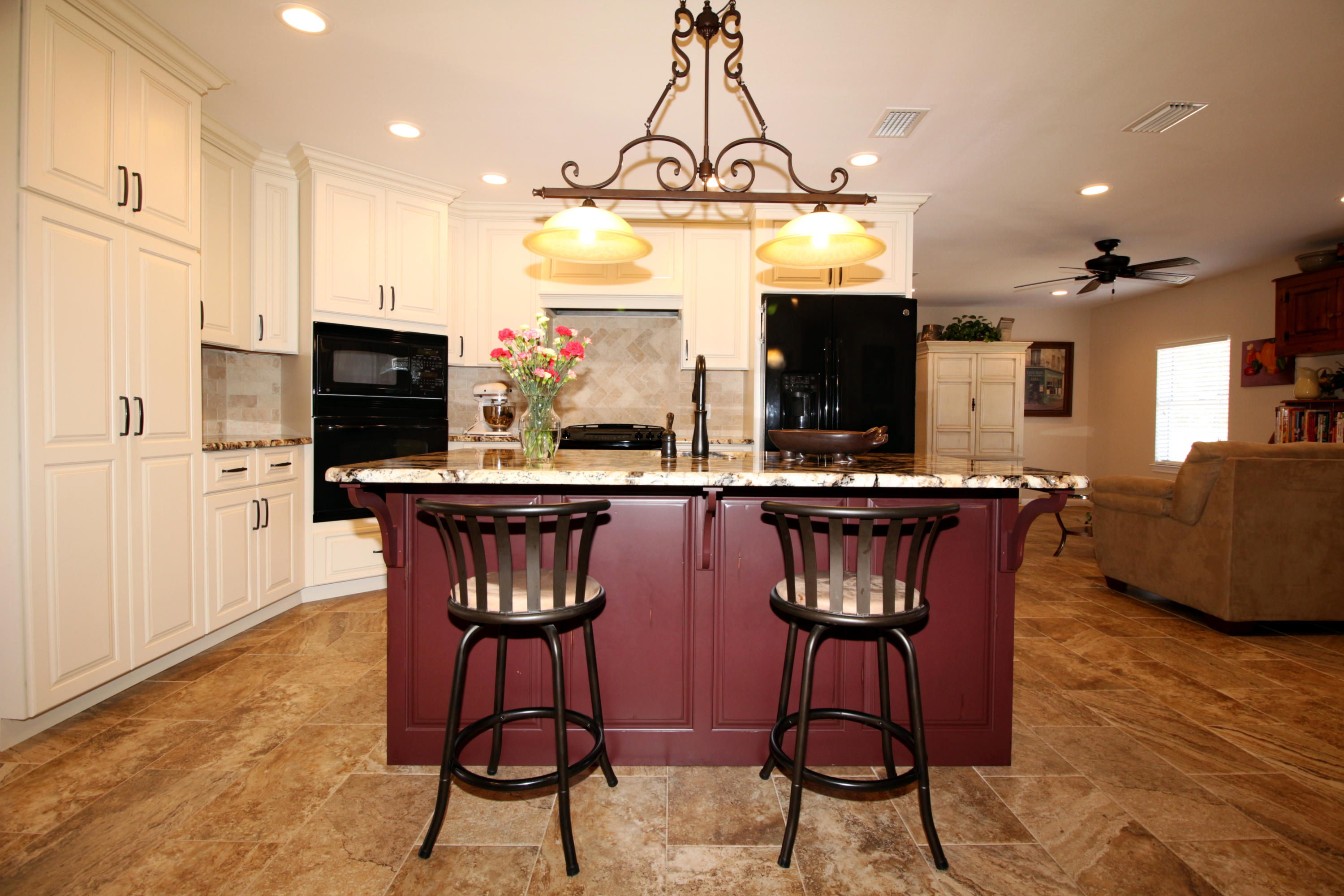 CAROL ANNE MANOR - Residential