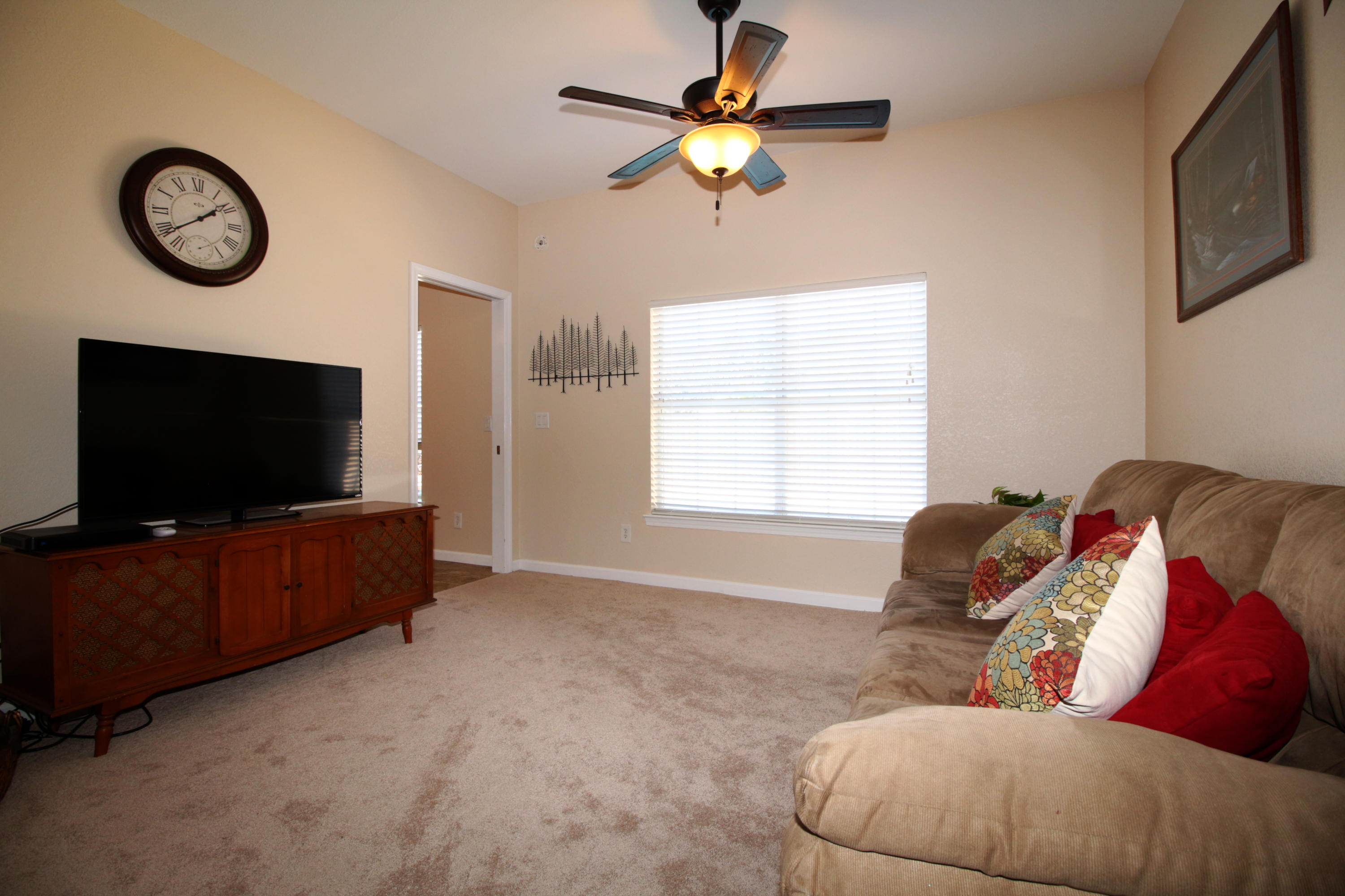 CAROL ANNE MANOR - Residential