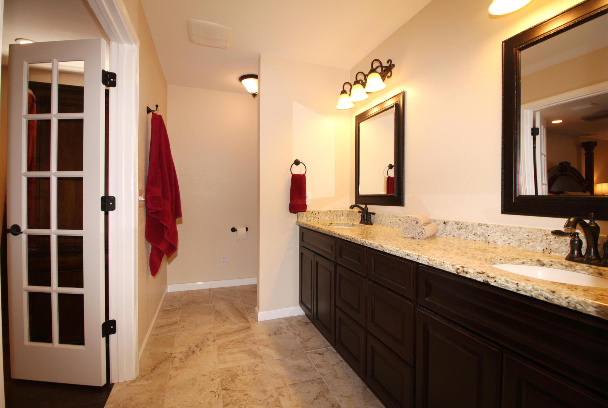 CAROL ANNE MANOR - Residential