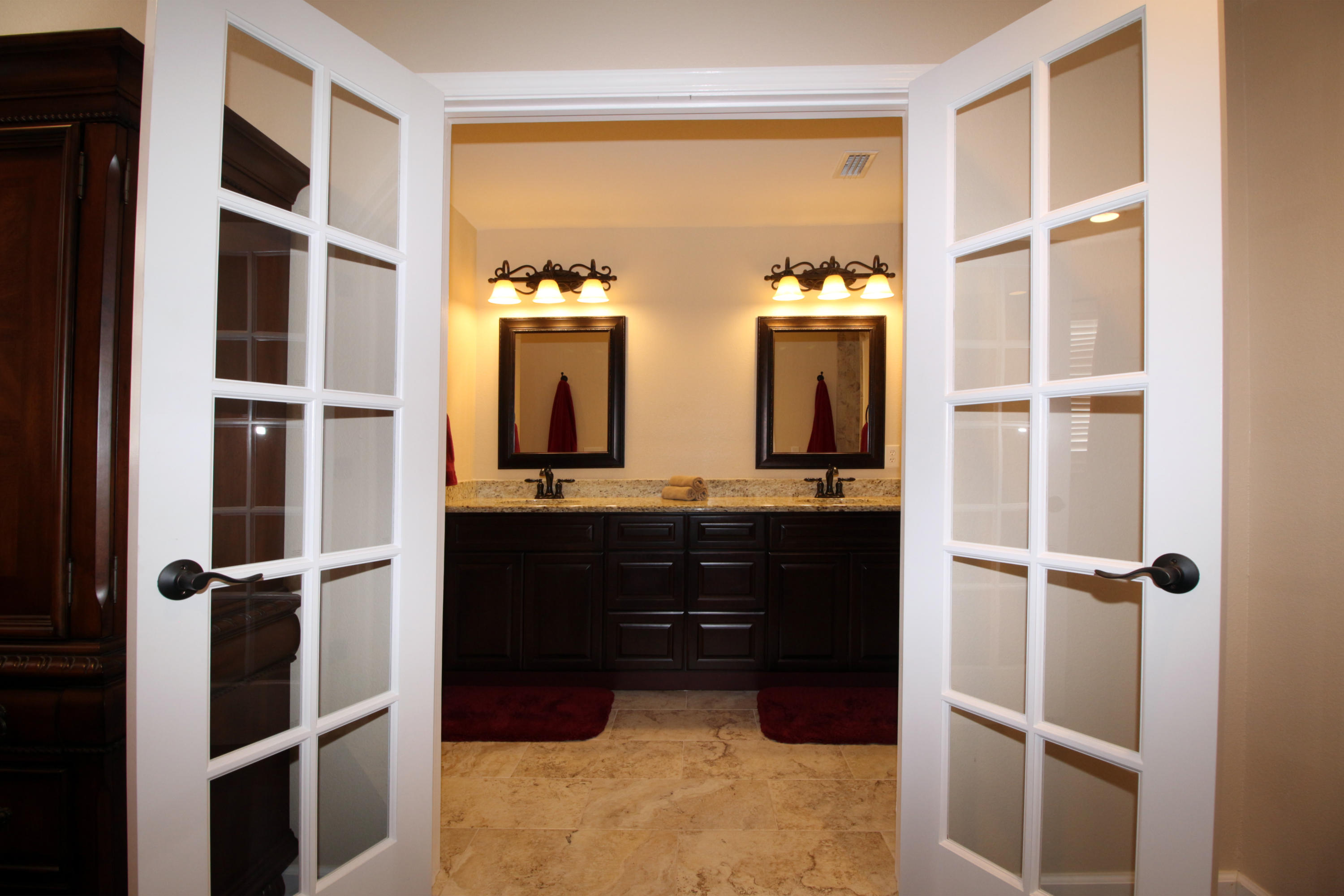 CAROL ANNE MANOR - Residential