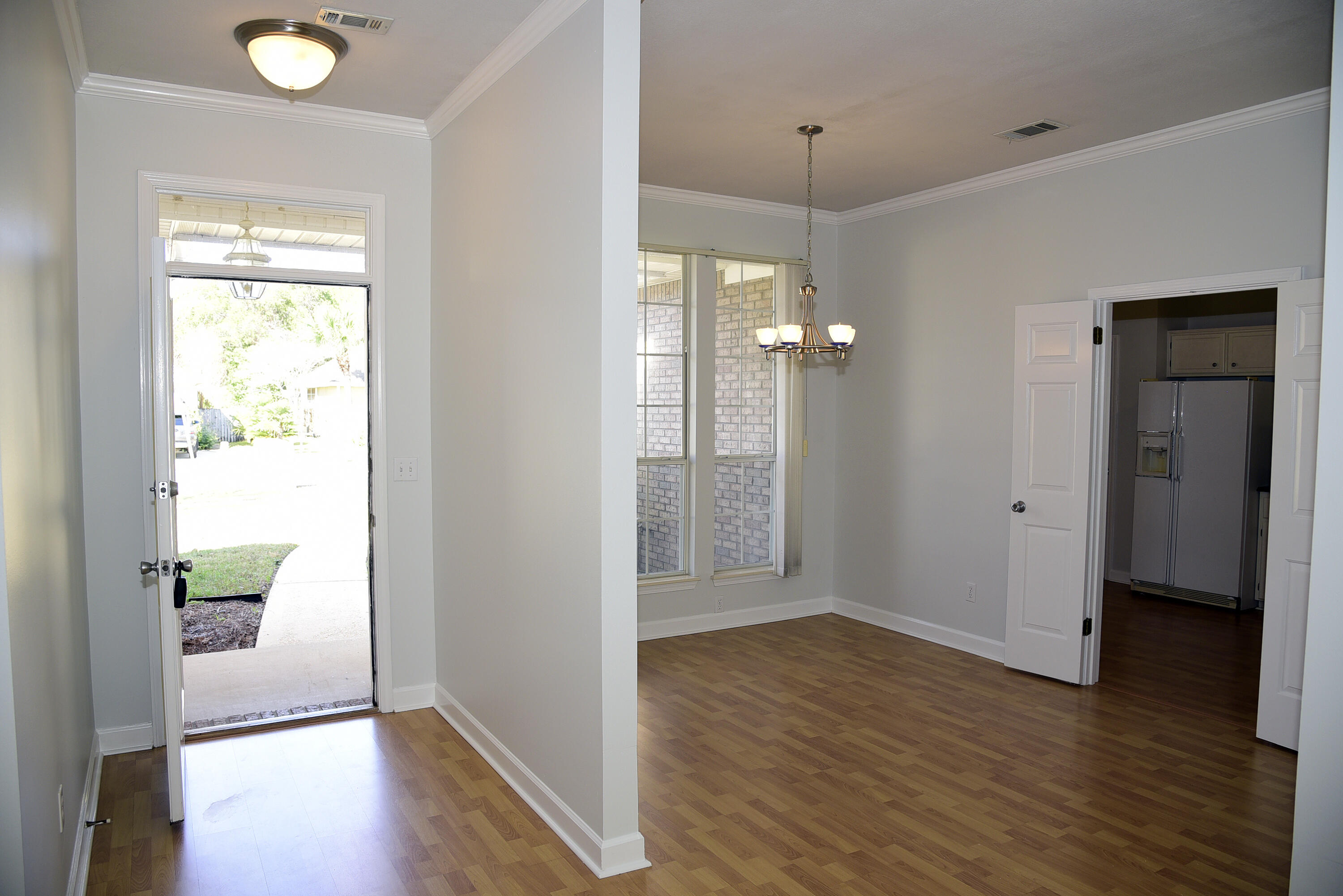 RIDGE WOOD - Residential Lease