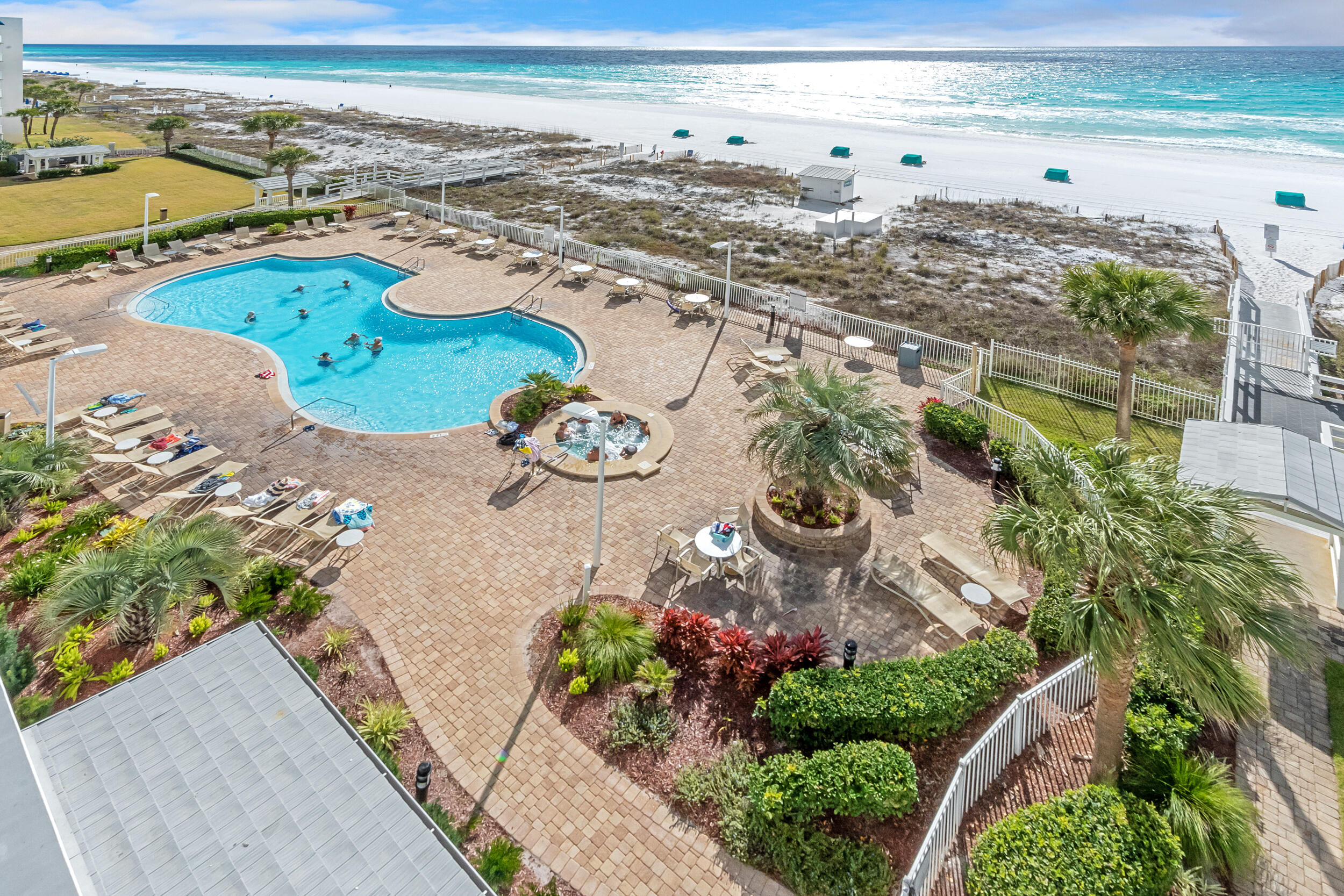 STERLING SANDS CONDO - Residential